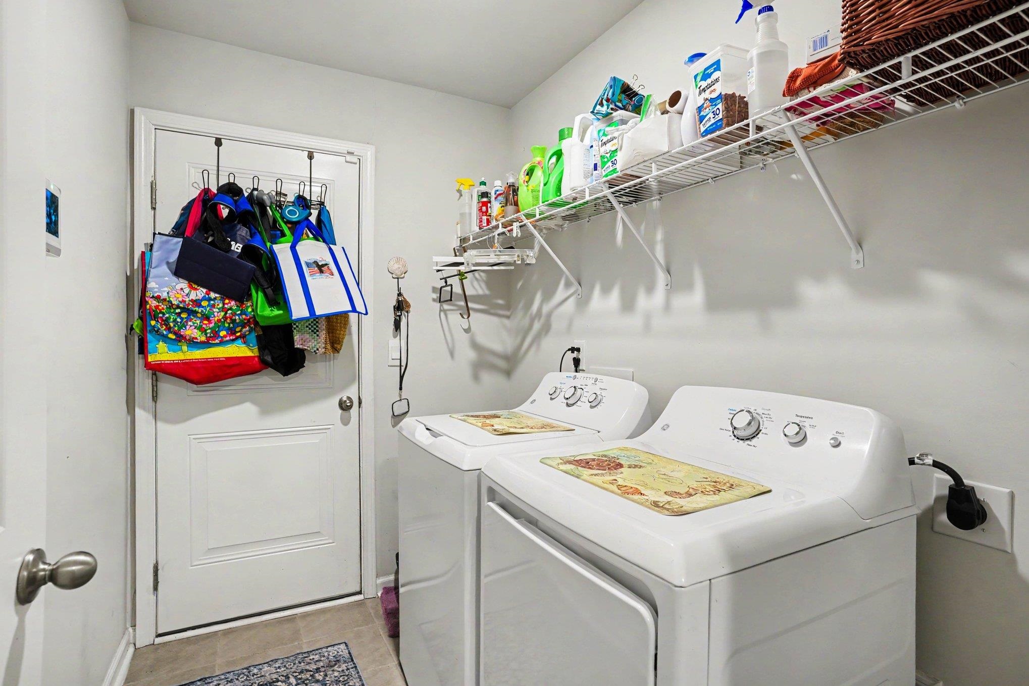 1512 Jardine Loop Property Photo 23