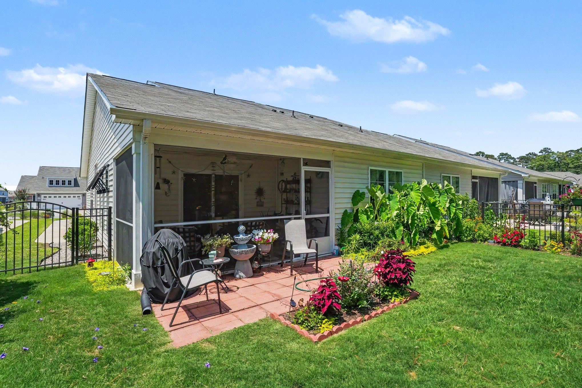 1512 Jardine Loop Property Photo 29
