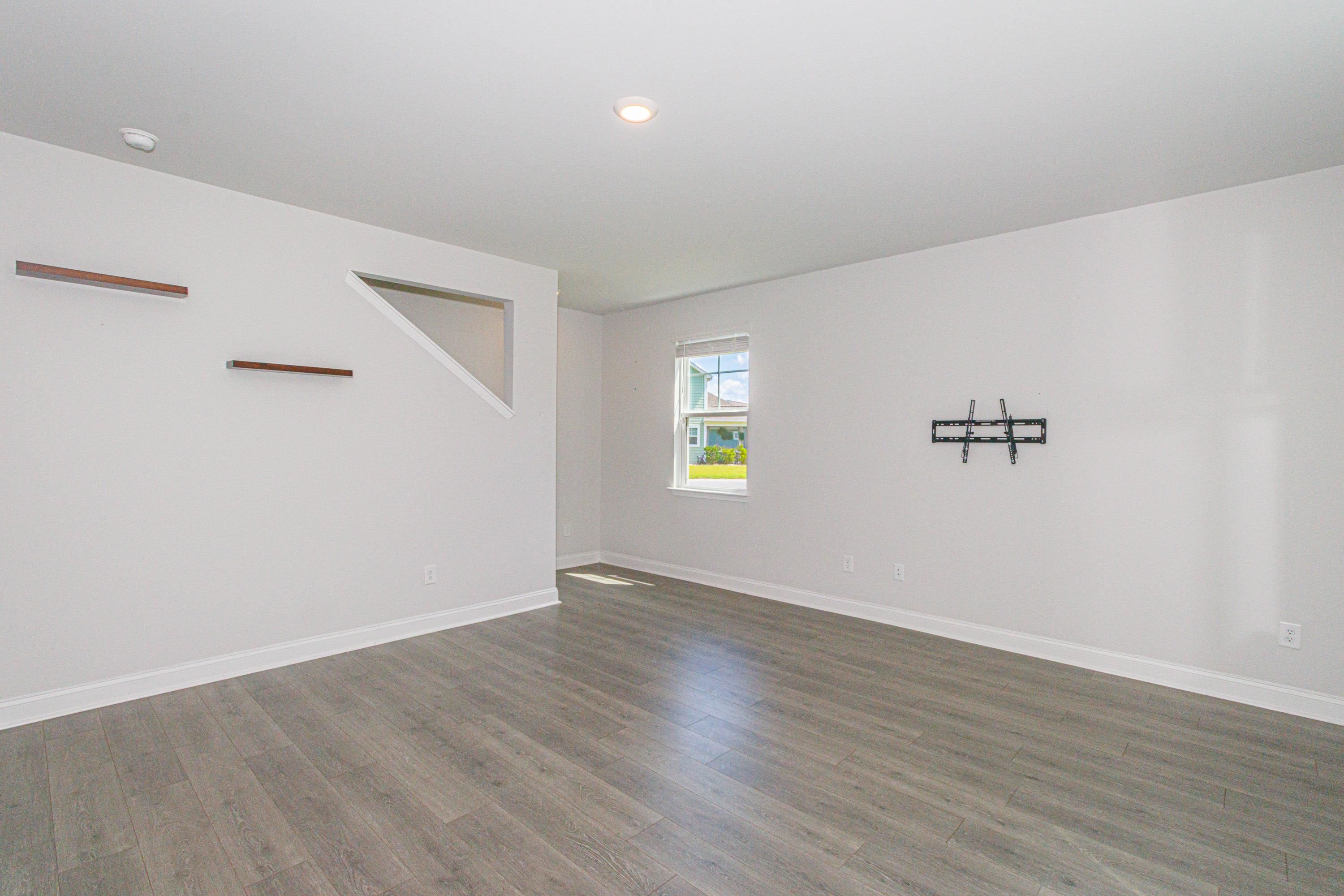 4523 Lady Slipper Dr. Property Photo 7