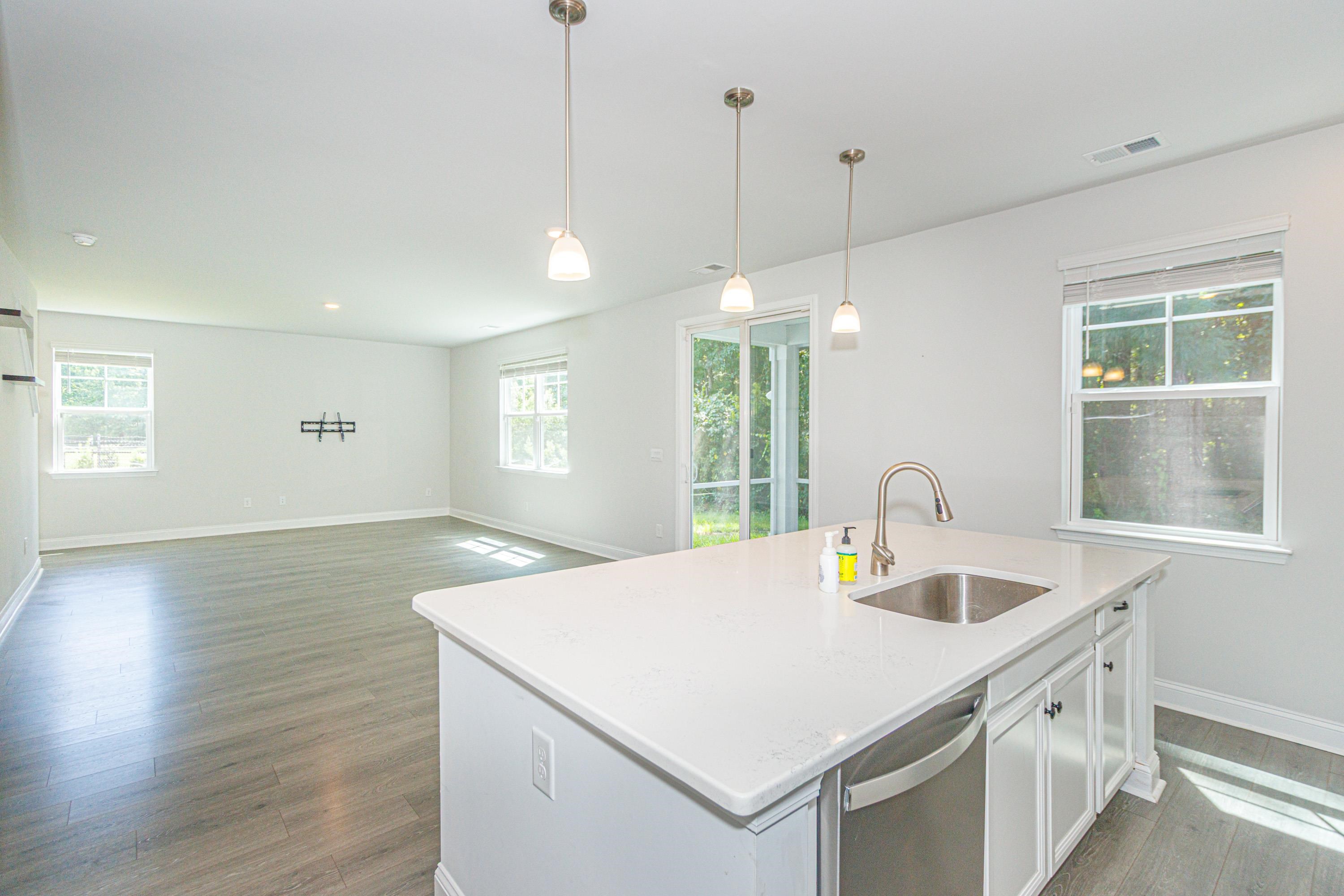 4523 Lady Slipper Dr. Property Photo 12