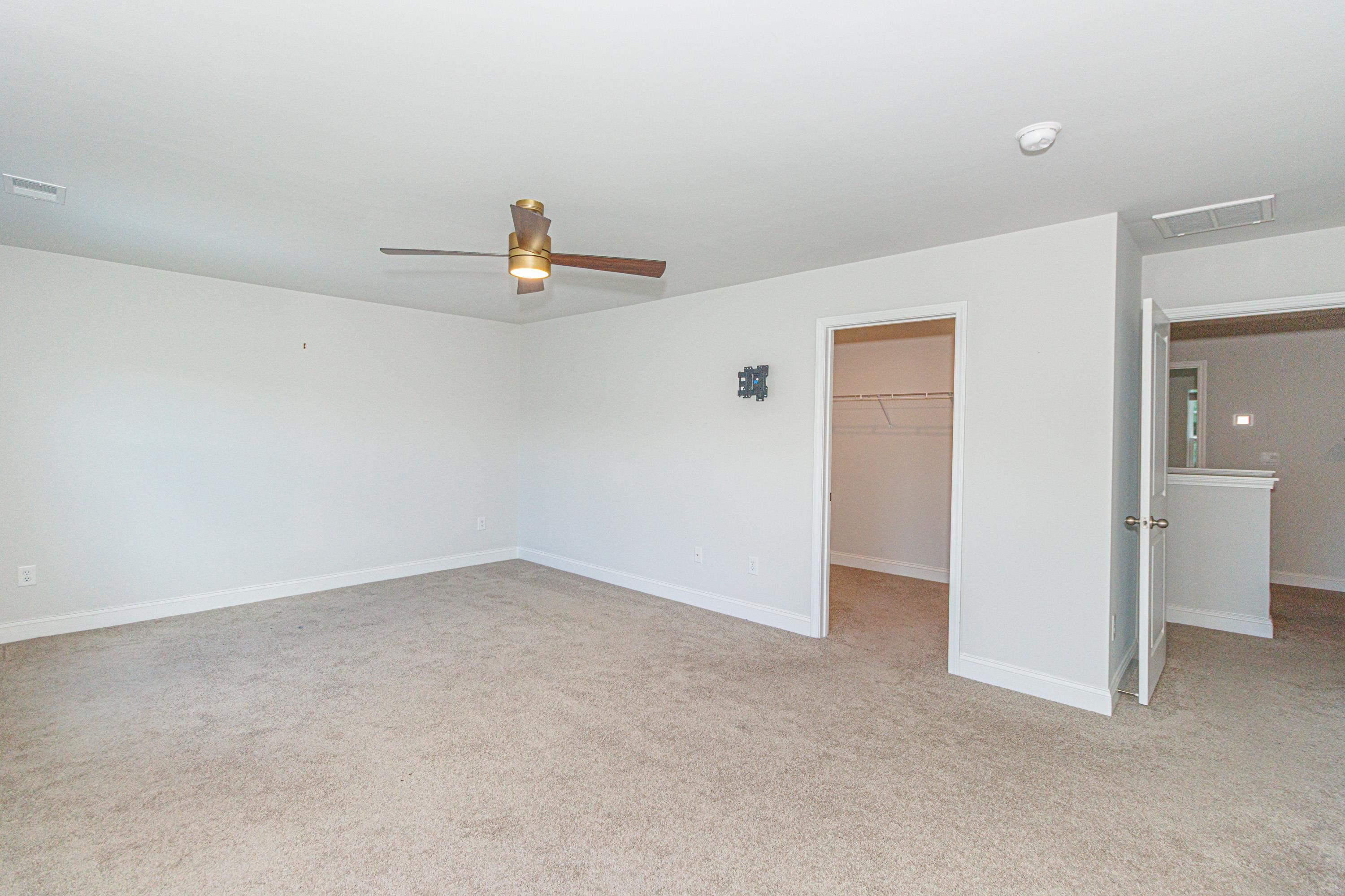4523 Lady Slipper Dr. Property Photo 23