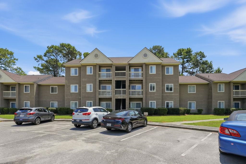 300 Myrtle Greens Dr. Property Photo 1