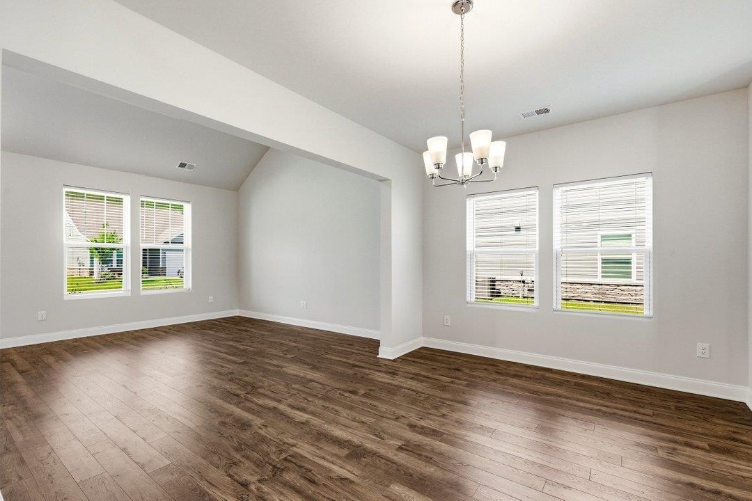 2416 Campton Loop Property Photo 6
