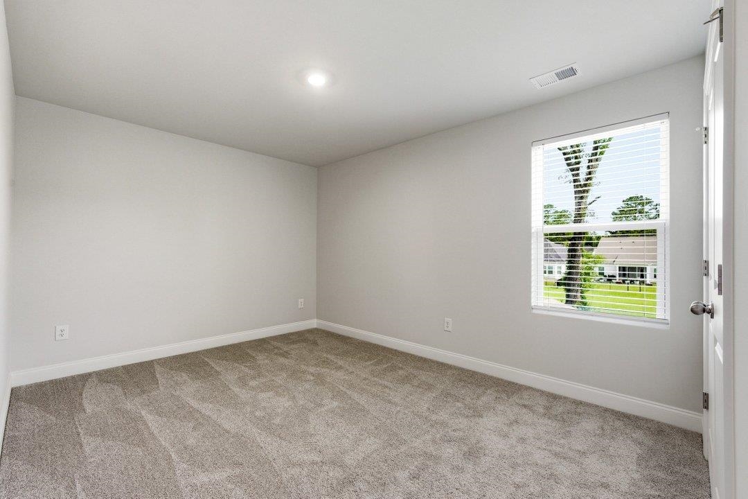 2416 Campton Loop Property Photo 24