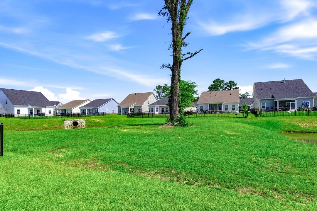 2416 Campton Loop Property Photo 32