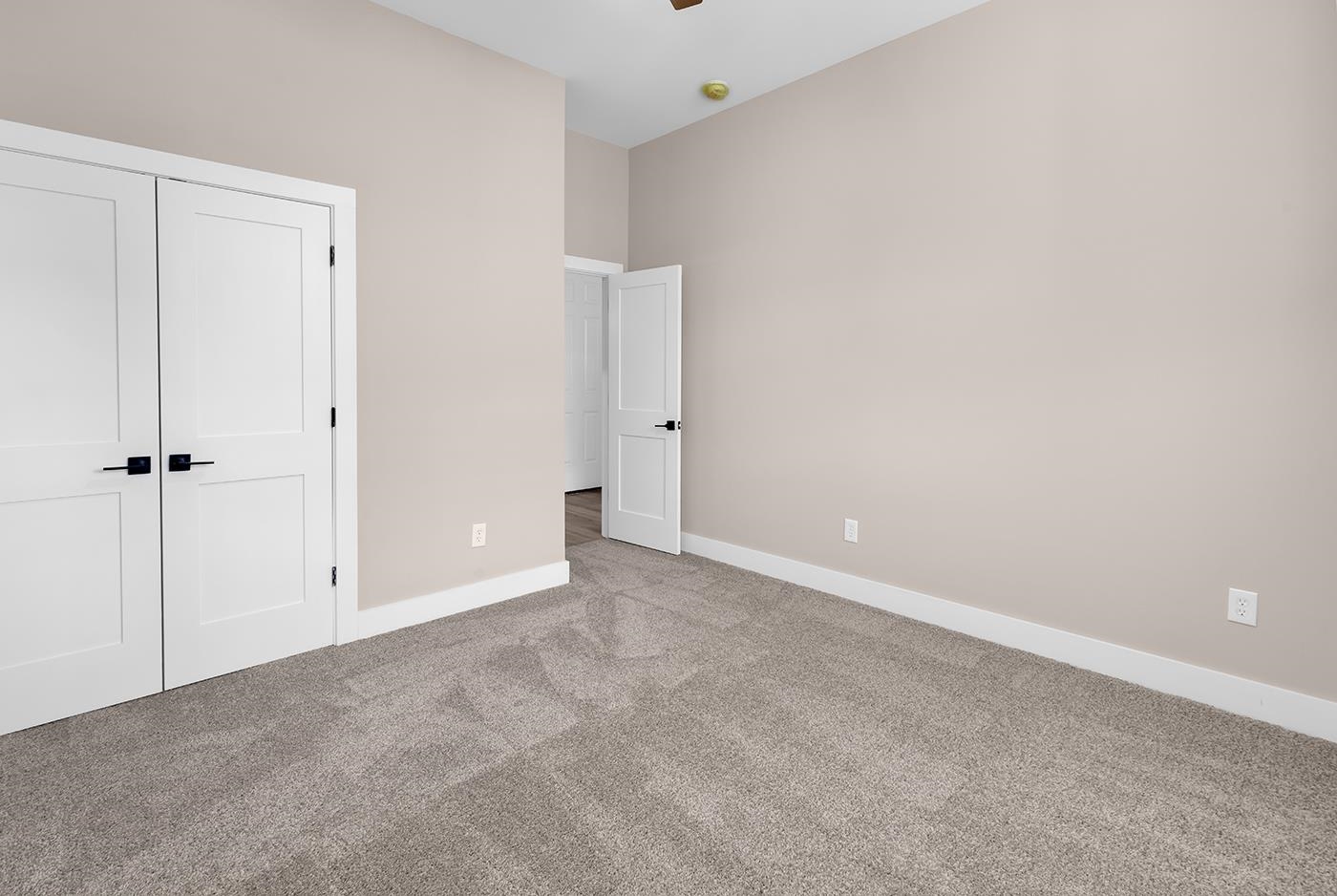 535 Mary Lou Ave. Property Photo 26