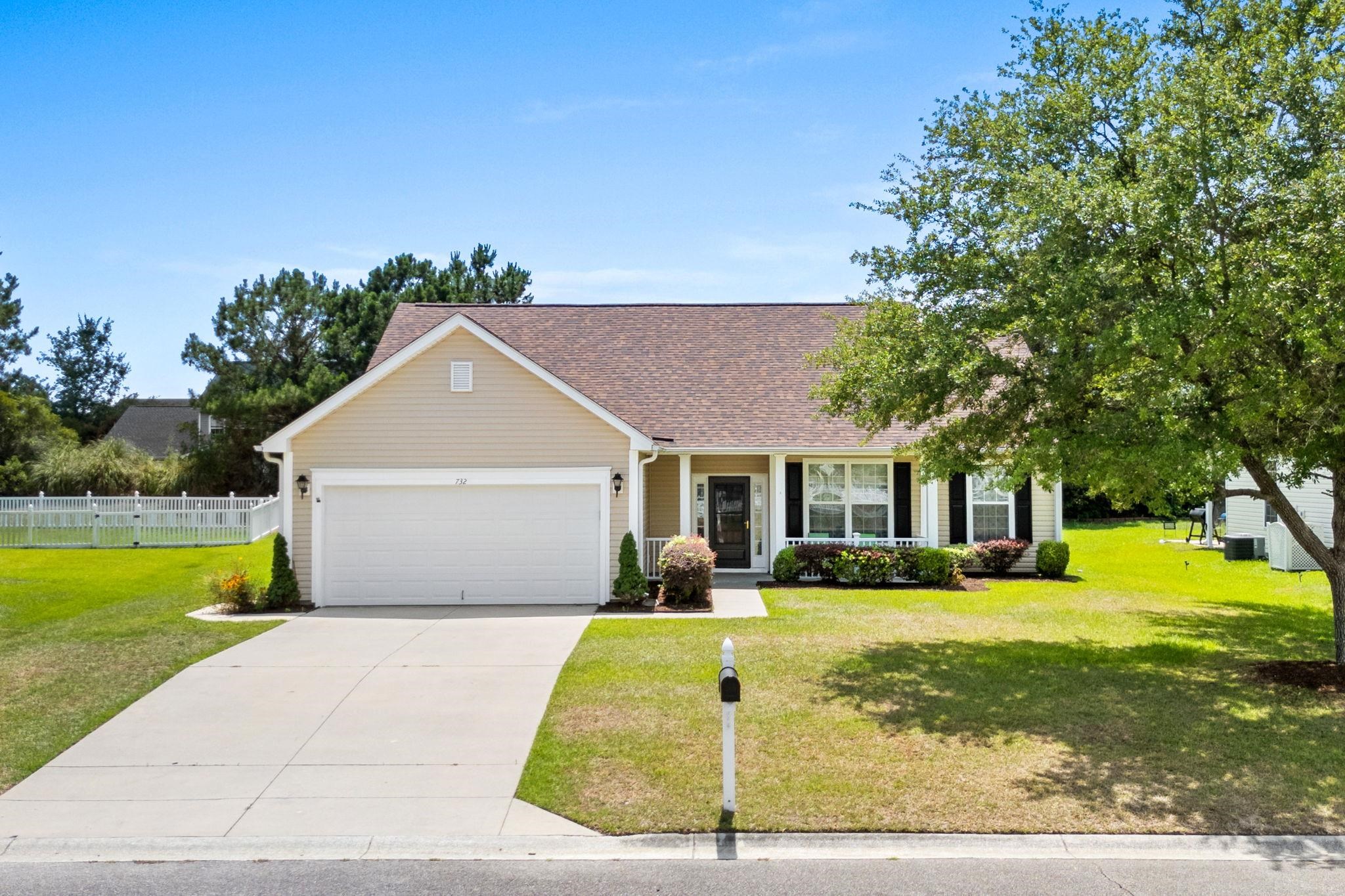 732 Gazania Ln. Property Photo 2