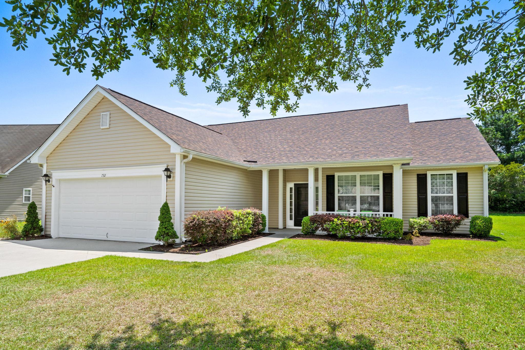 732 Gazania Ln. Property Photo 4