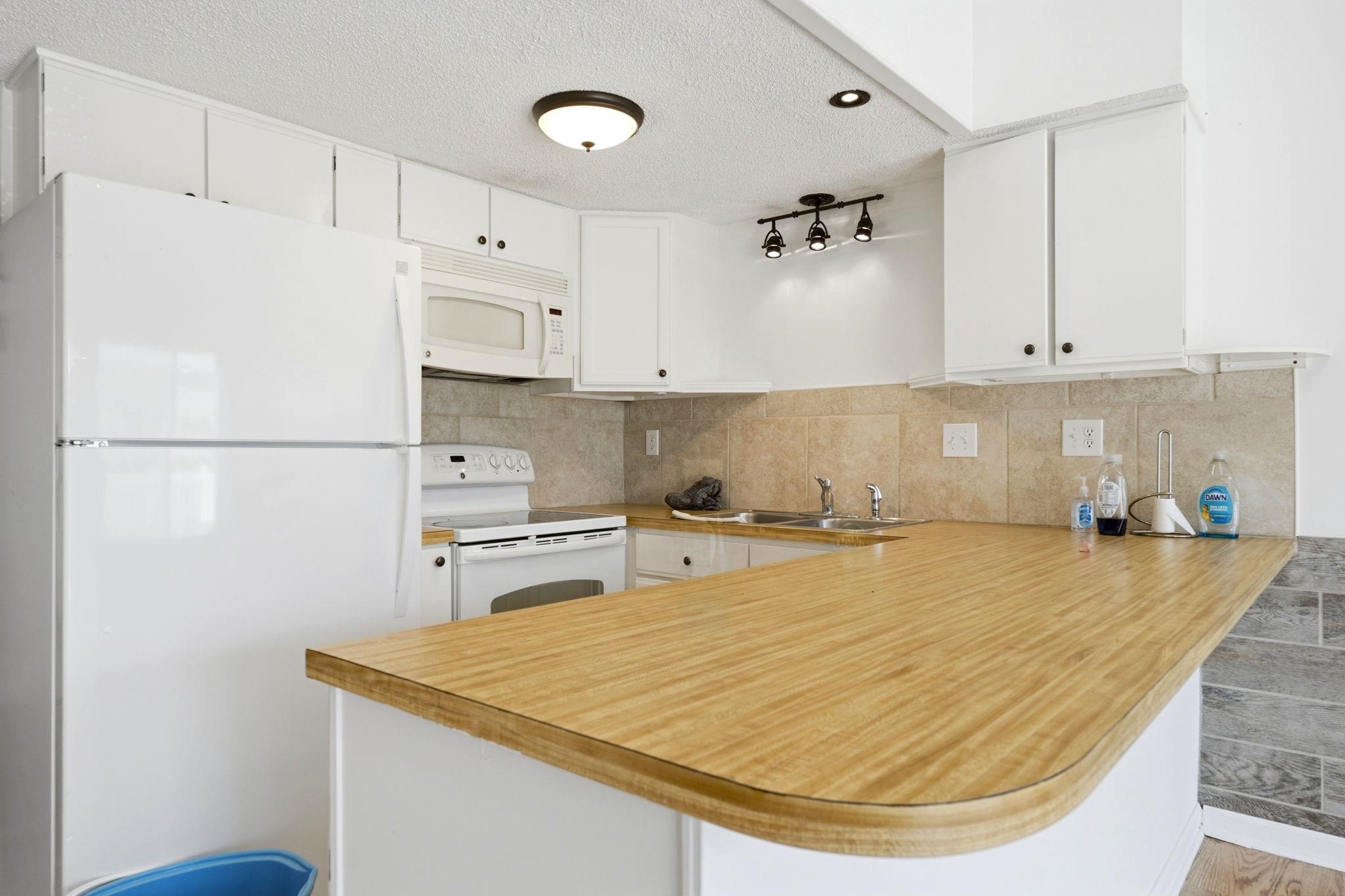 1400 Deer Creek Rd. Property Photo 11