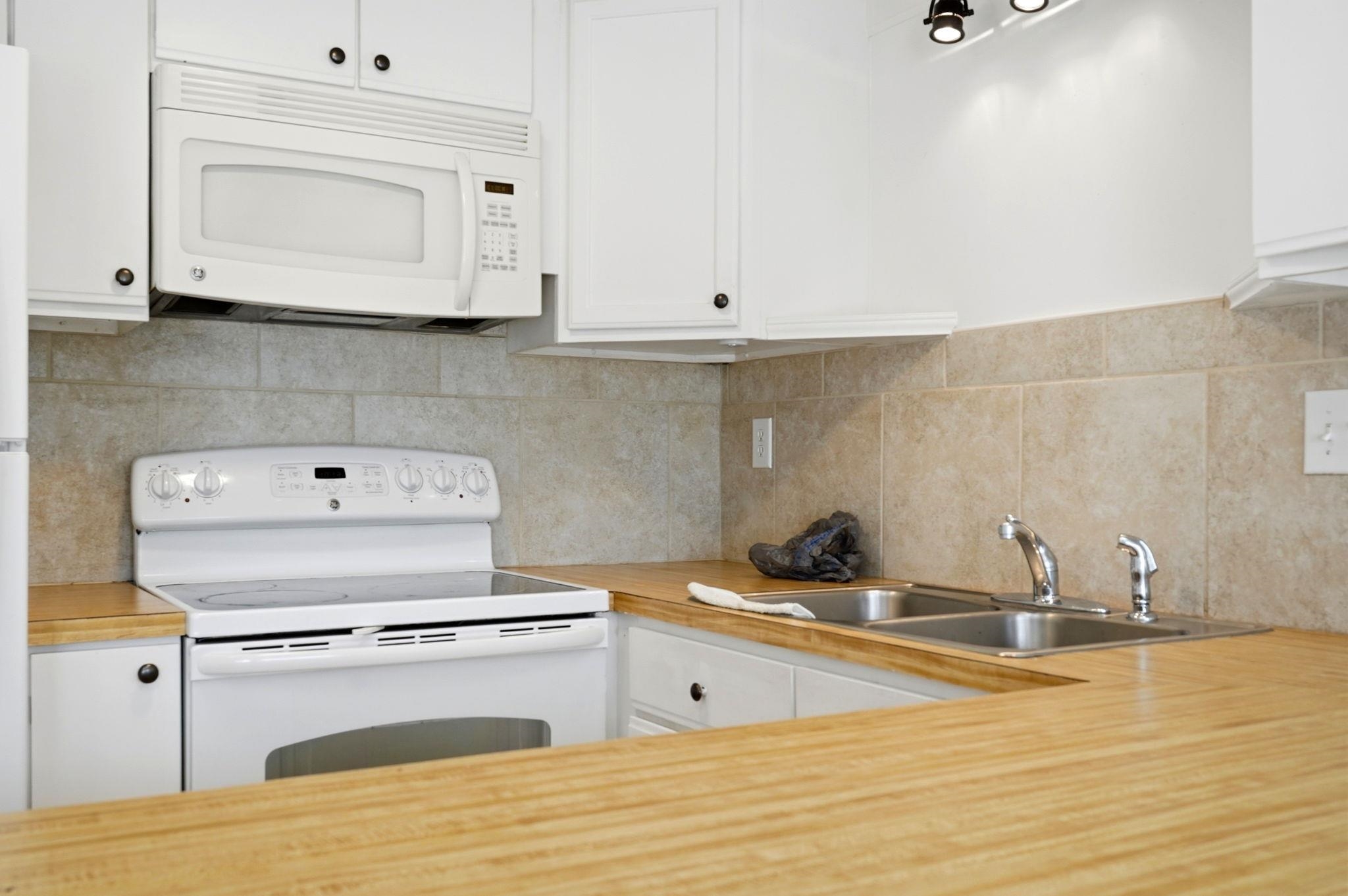 1400 Deer Creek Rd. Property Photo 12