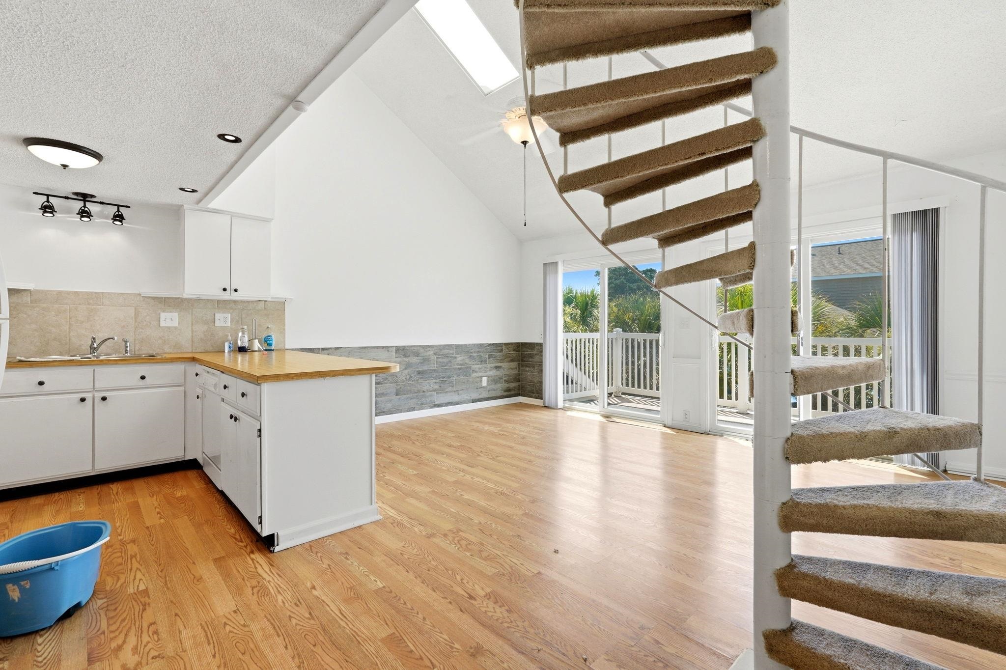 1400 Deer Creek Rd. Property Photo 15