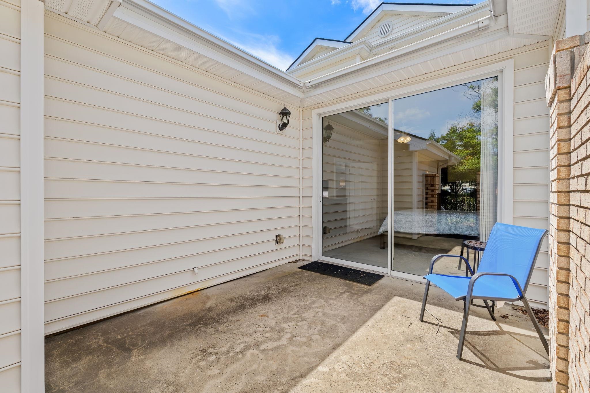 4486 Girvan Dr. Property Photo 25