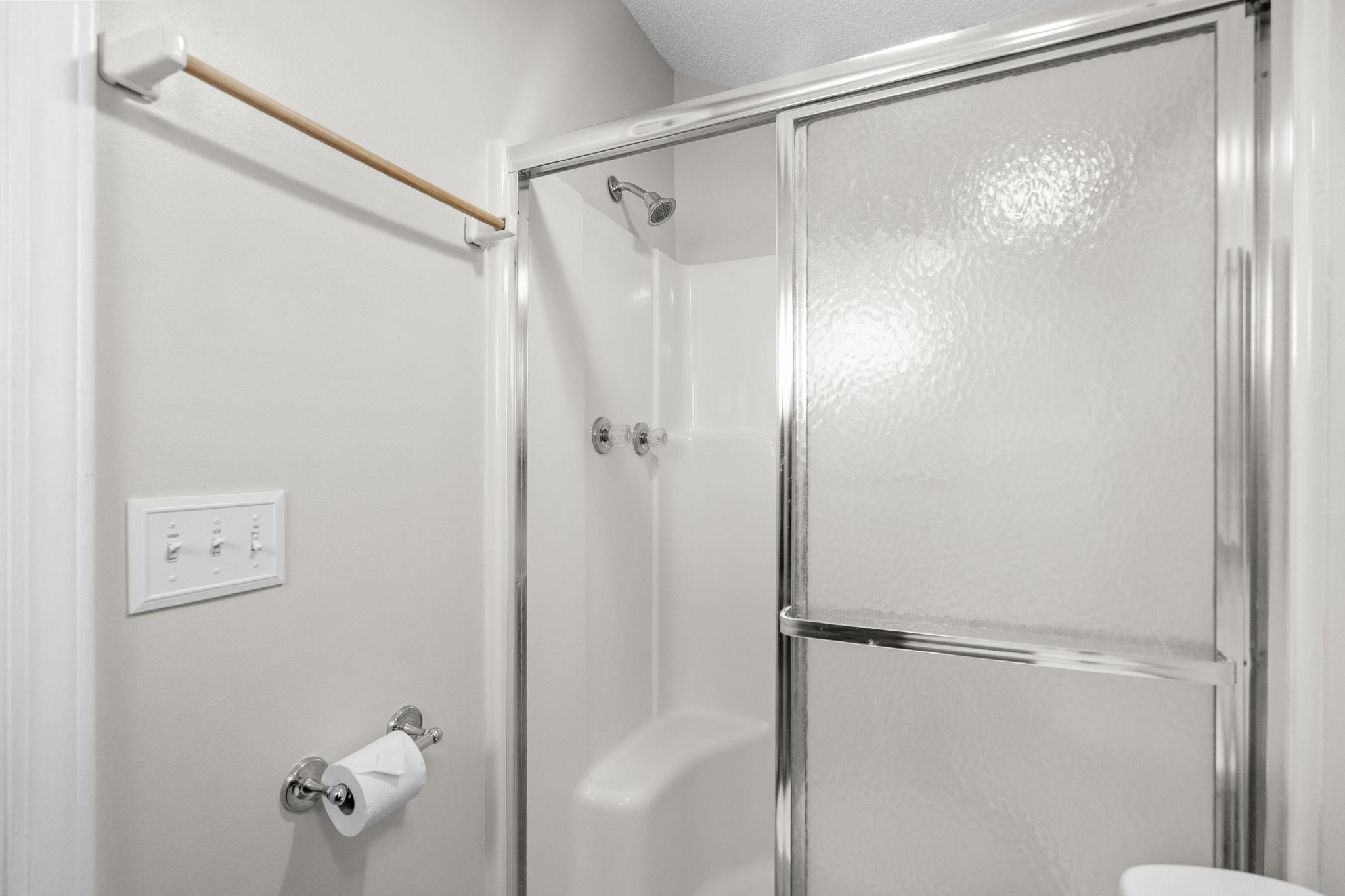 6001 - B7 S Kings Hwy. Property Photo 38