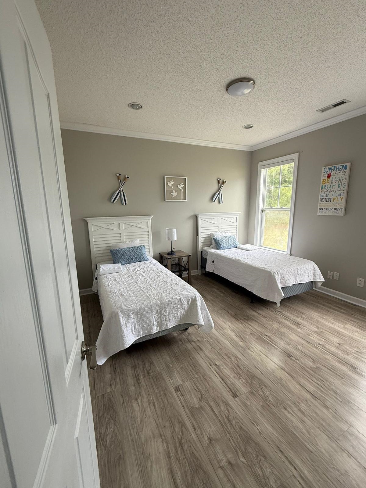 420 Newburgh Ct. Property Photo 11