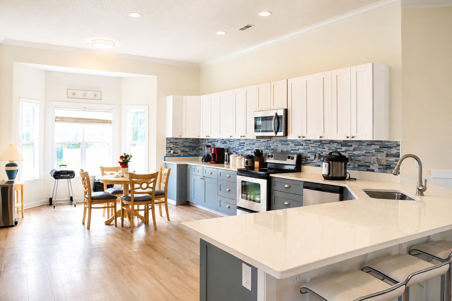 420 Newburgh Ct. Property Photo 20