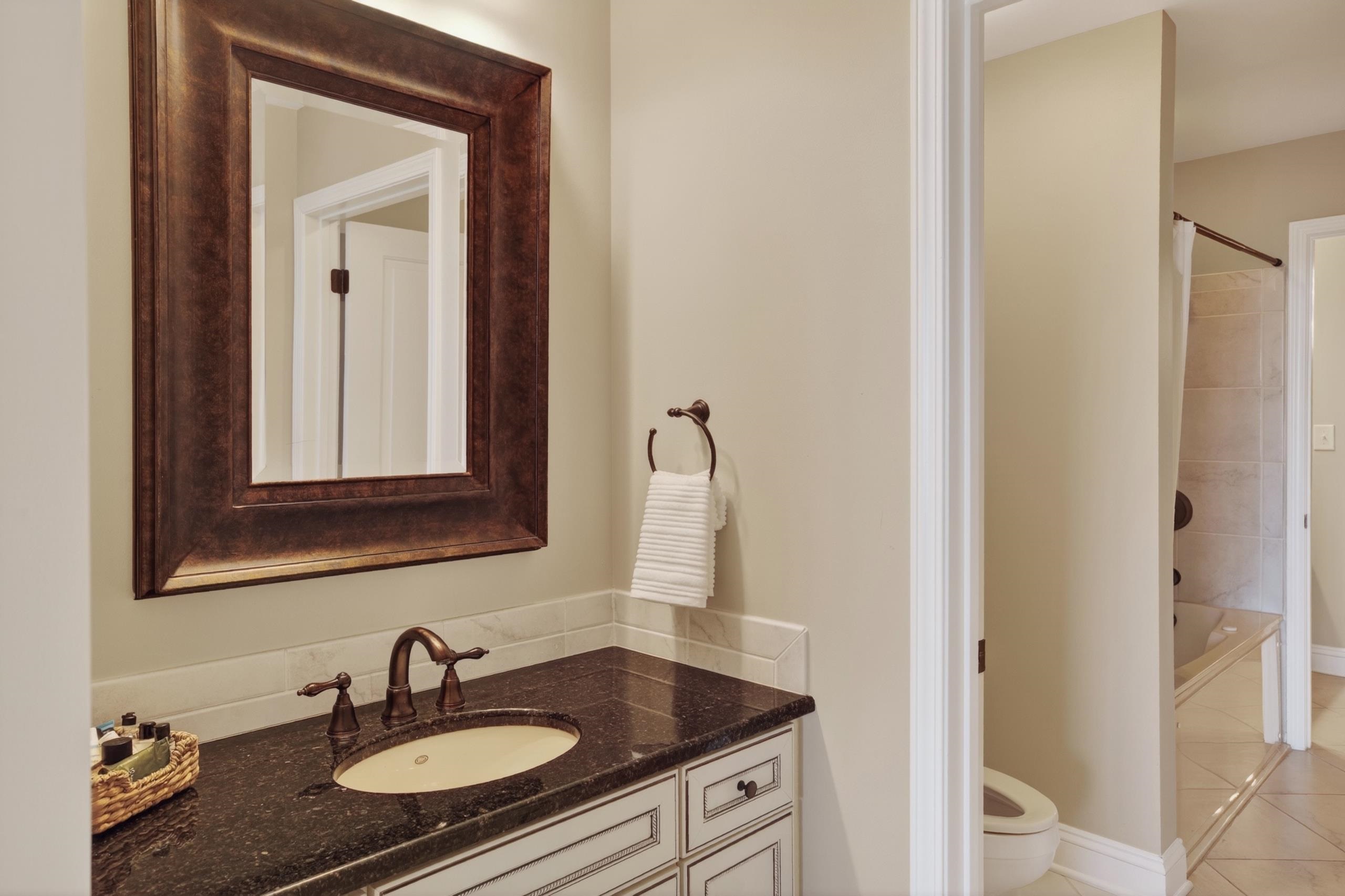 9547 Edgerton Dr. Property Photo 52