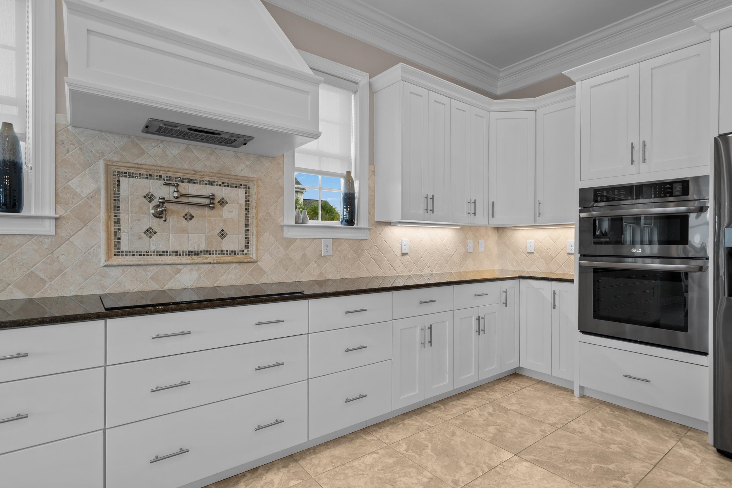 904 Waterton Ave. Property Photo 25