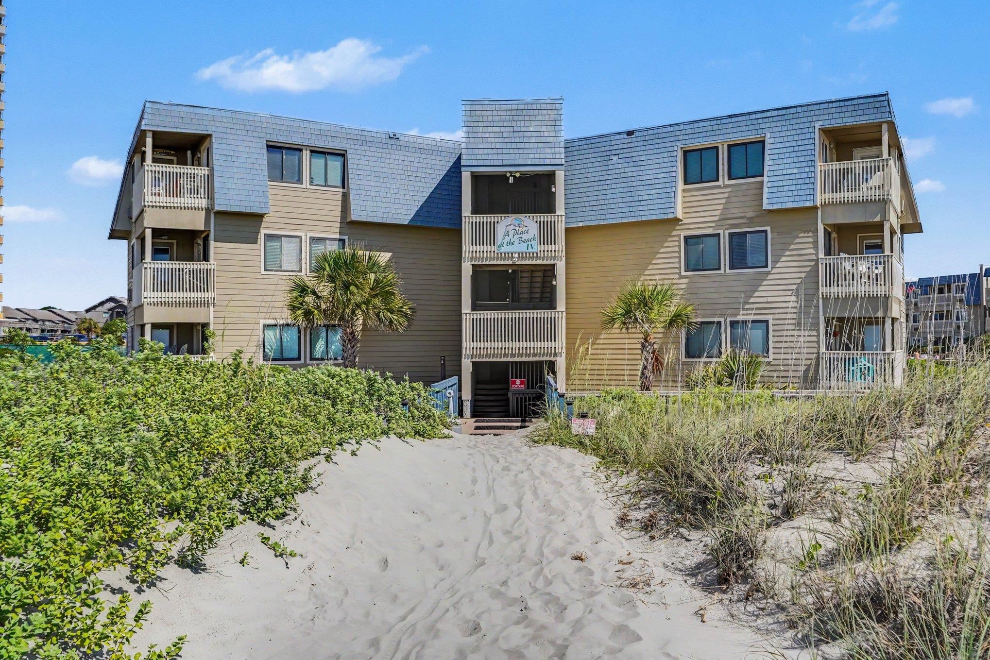 9660 Shore Dr. Property Photo 1