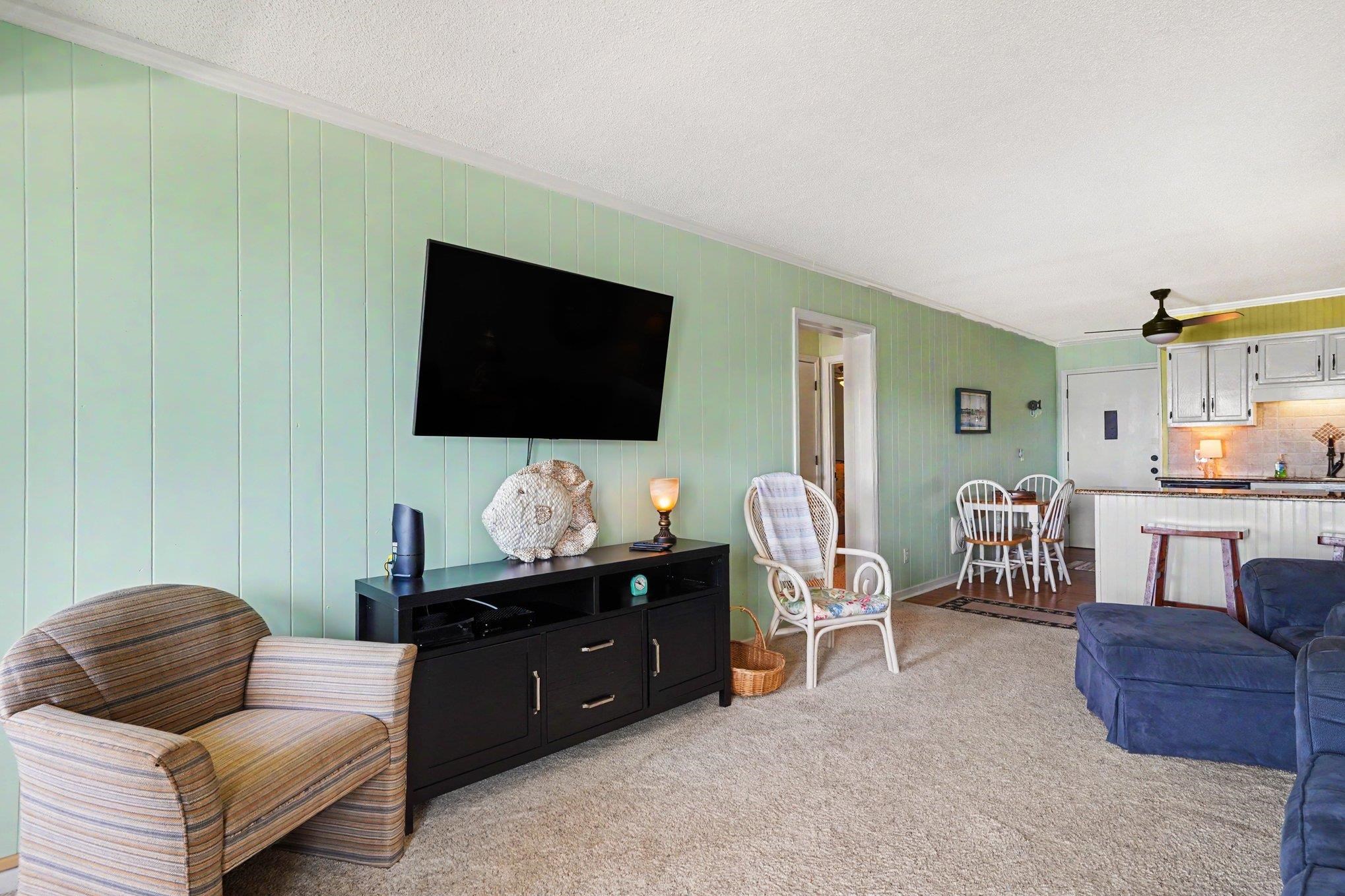 9660 Shore Dr. Property Photo 7