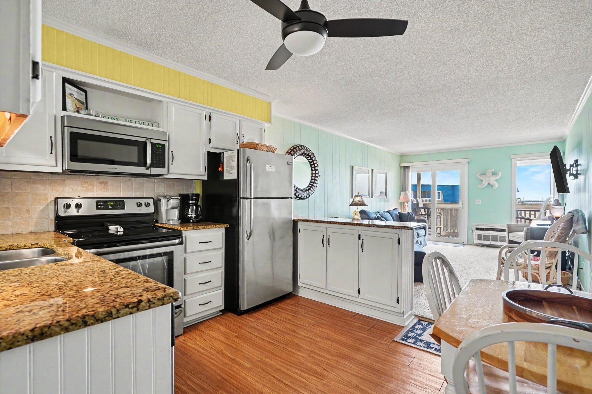 9660 Shore Dr. Property Photo 11
