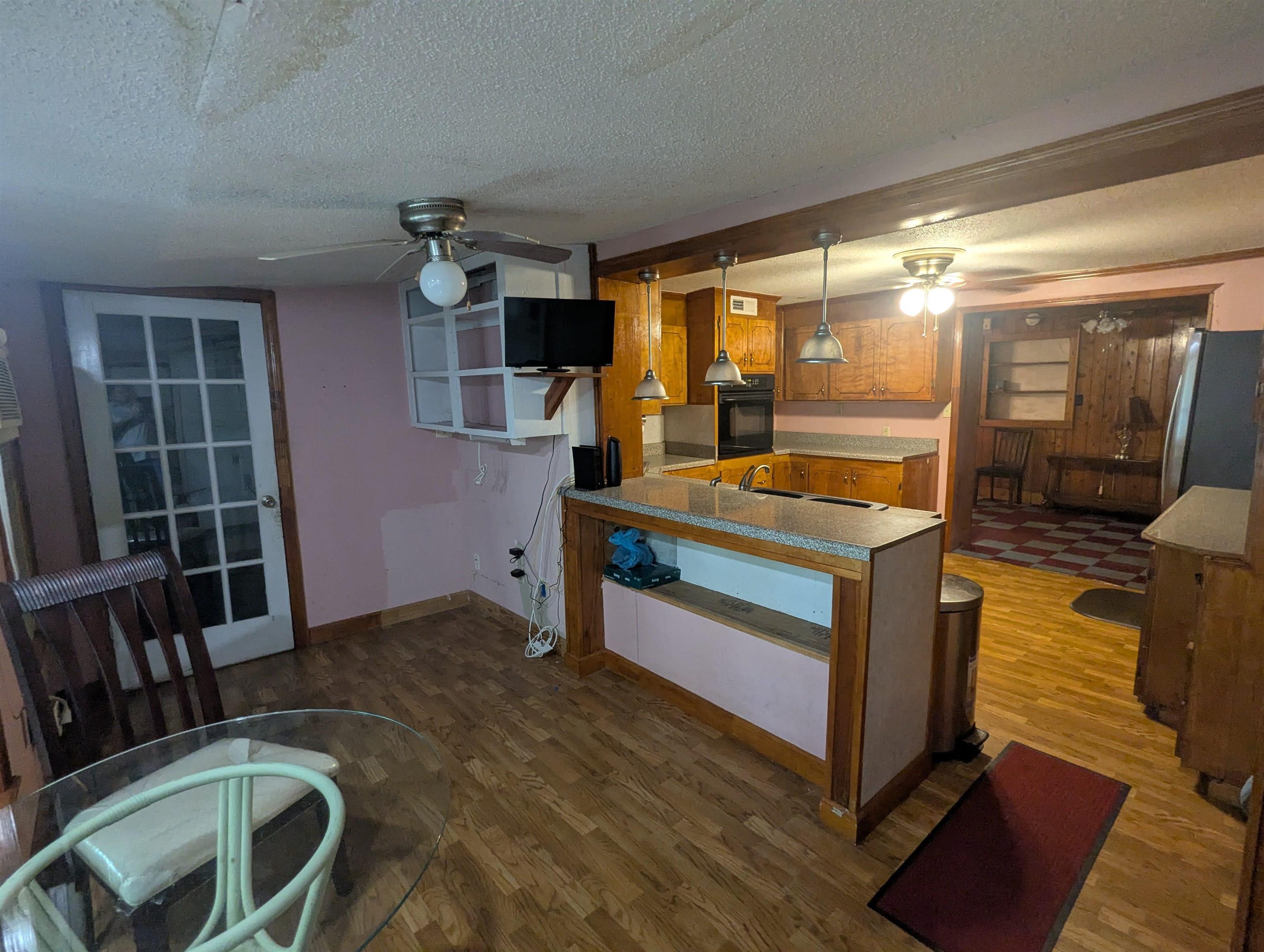 4878 South Fraser St. Property Photo 9