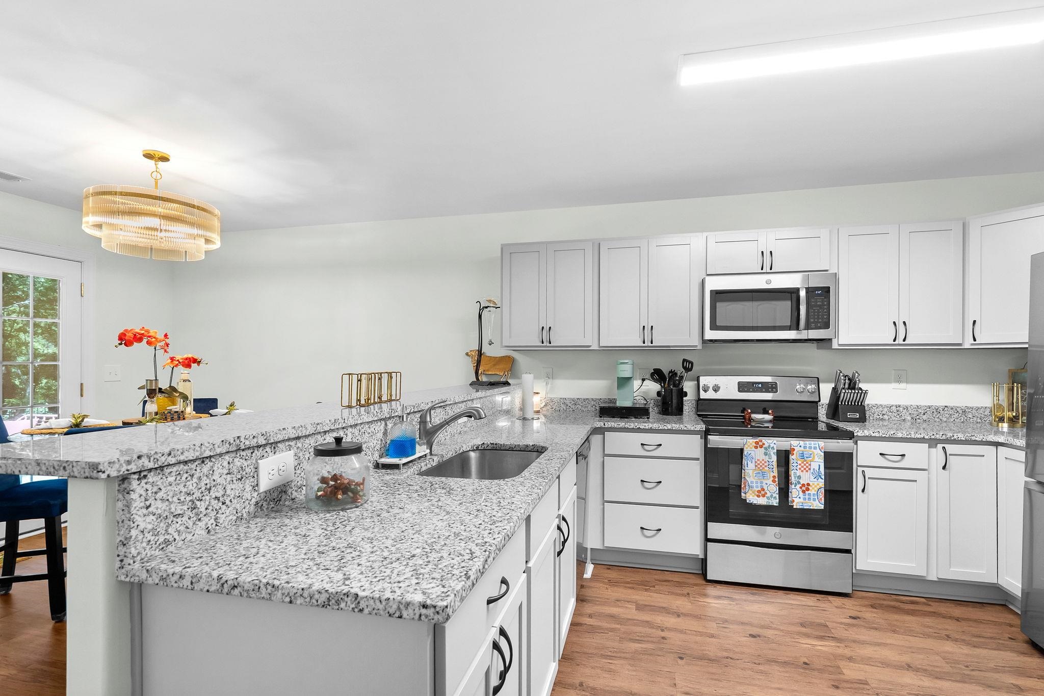 17 Sedley Ct. Property Photo 10