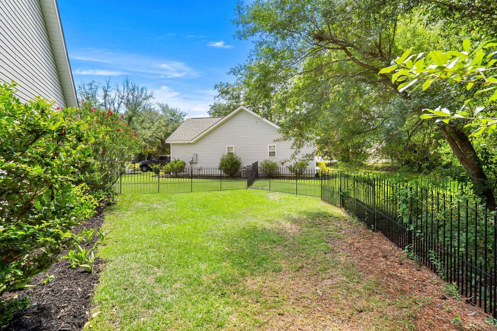 17 Sedley Ct. Property Photo 33