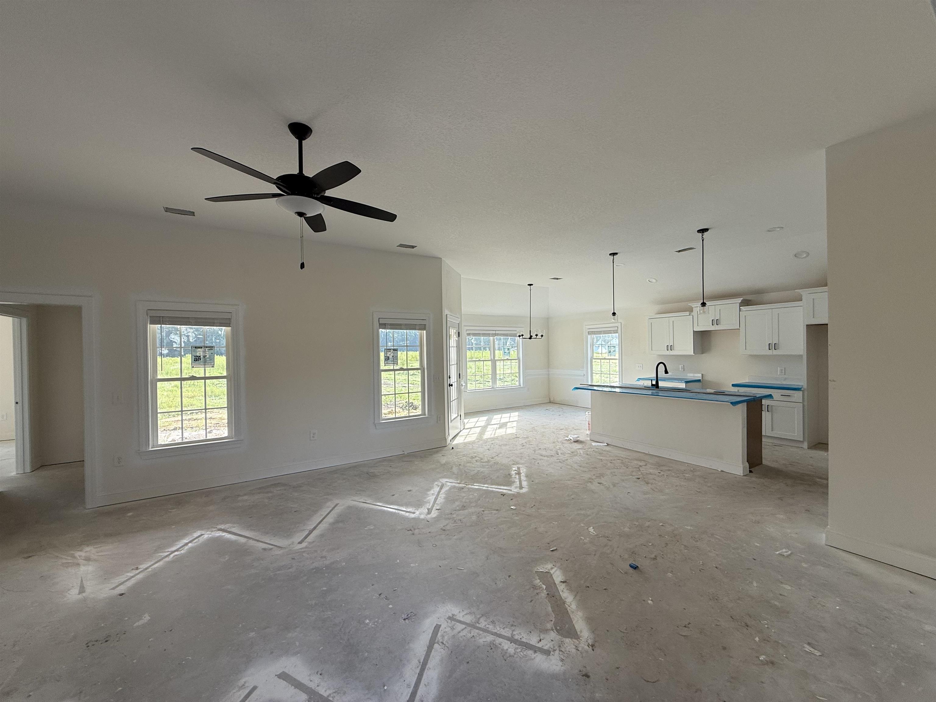382 Three Curve Rd. Property Photo 3