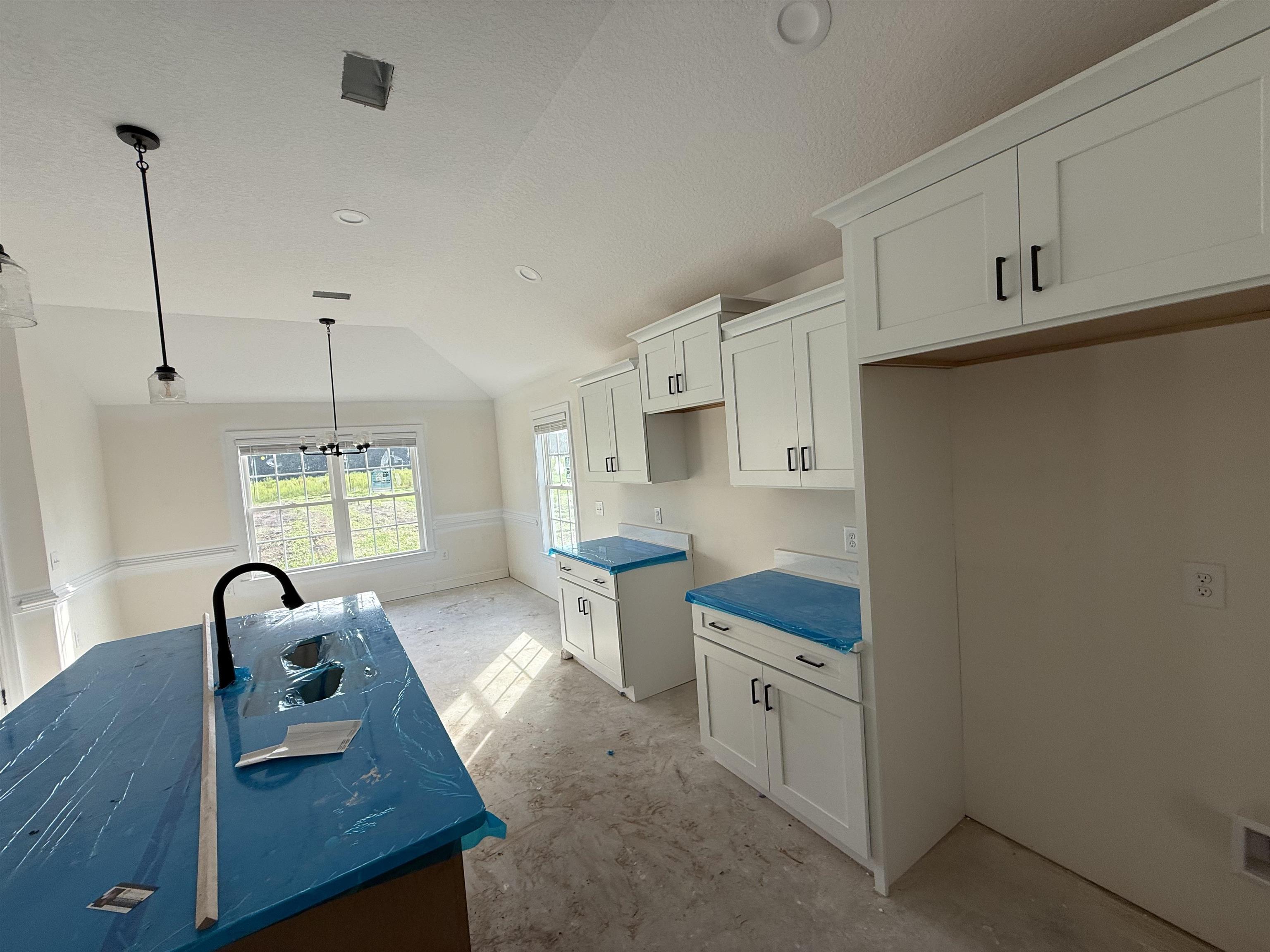 382 Three Curve Rd. Property Photo 6