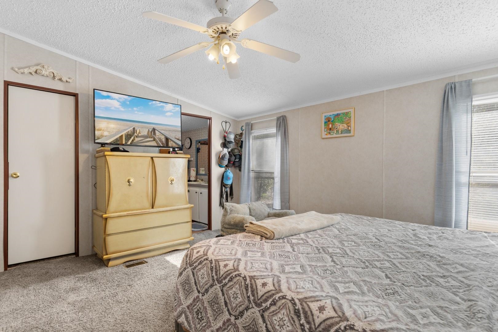 881 Rowe Pond Rd. Property Photo 14