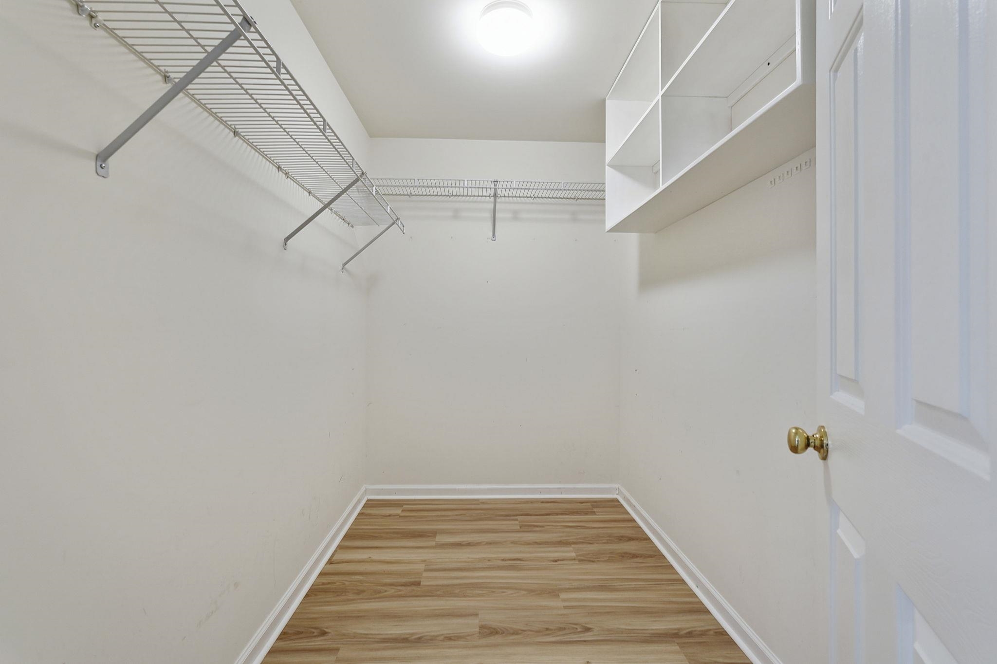 4544 Fringetree Dr. Property Photo 6