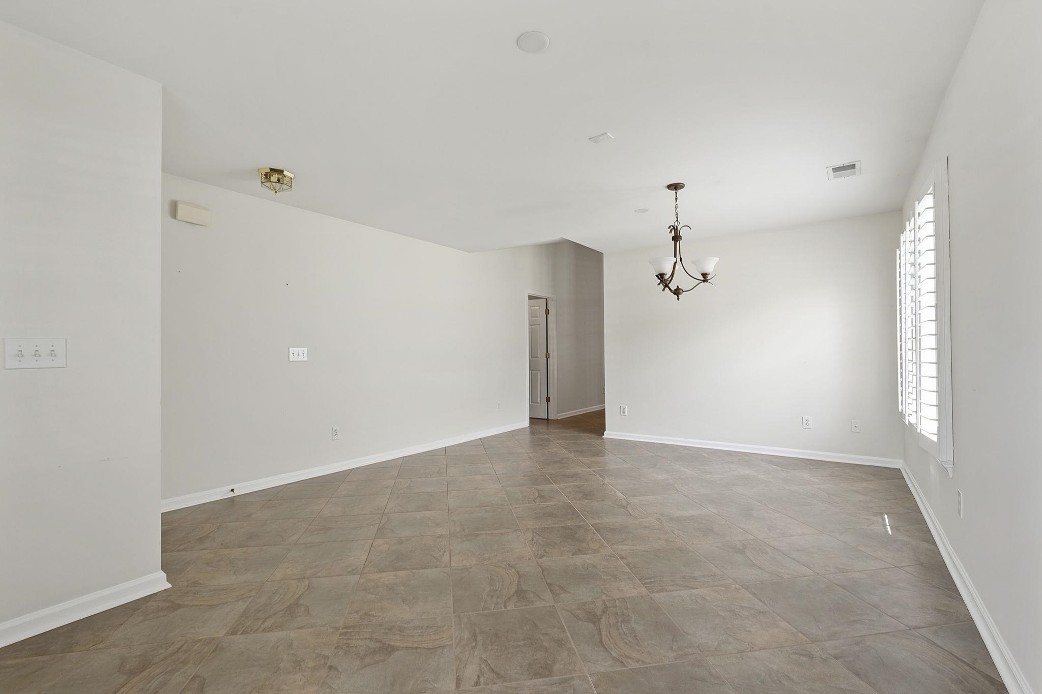 4544 Fringetree Dr. Property Photo 17