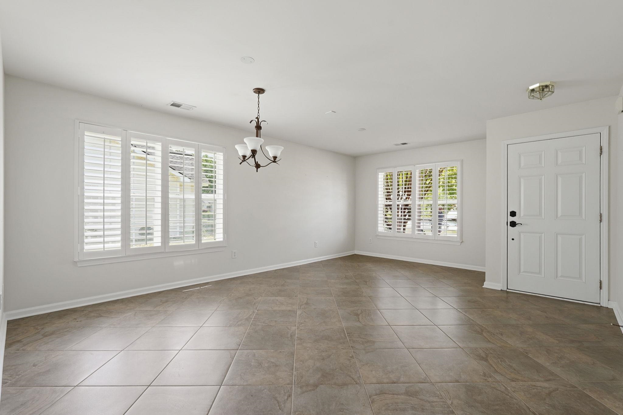 4544 Fringetree Dr. Property Photo 18
