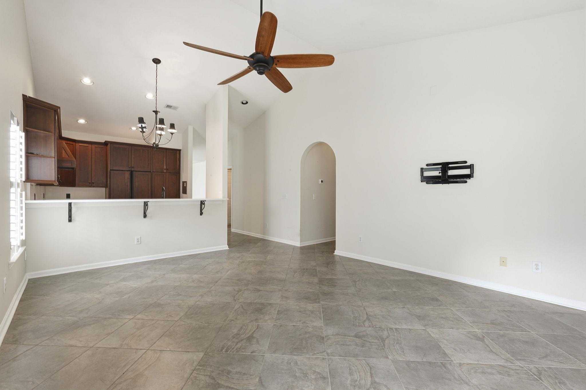 4544 Fringetree Dr. Property Photo 28