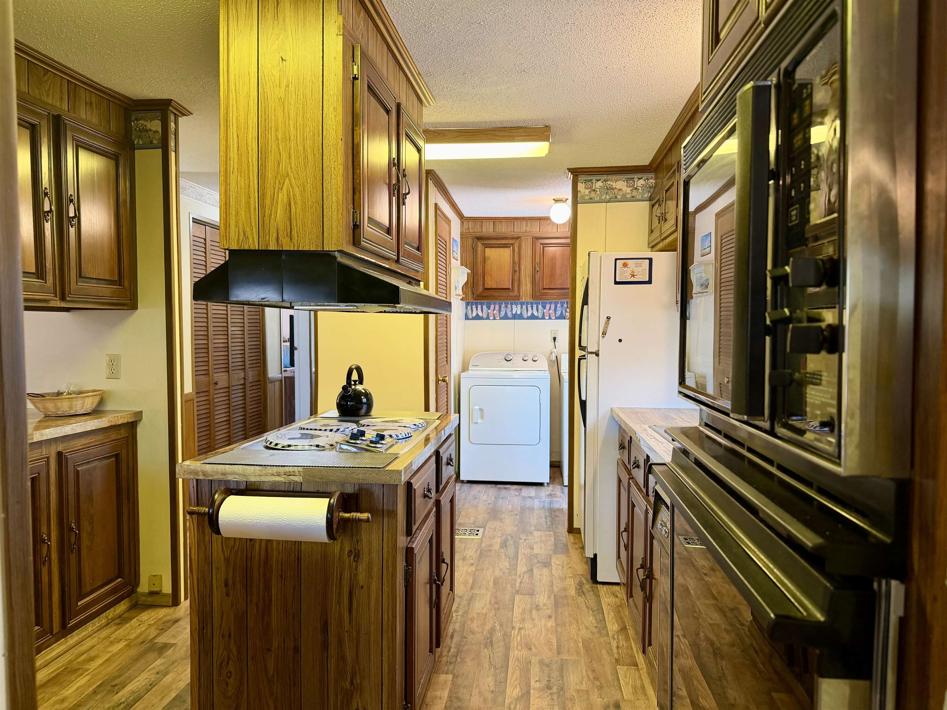 1844 Sunrise Dr. Property Photo 5