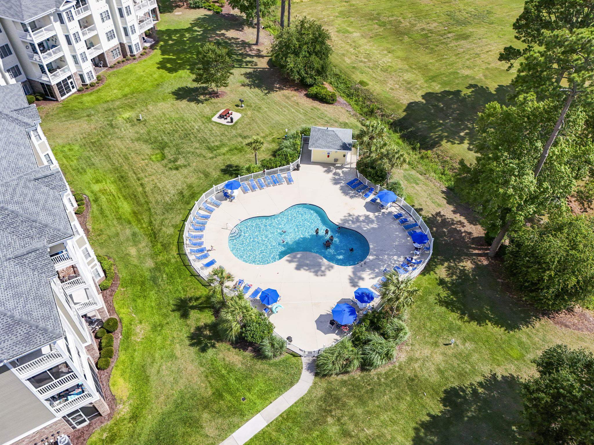 4890 Luster Leaf Circle Property Photo 6
