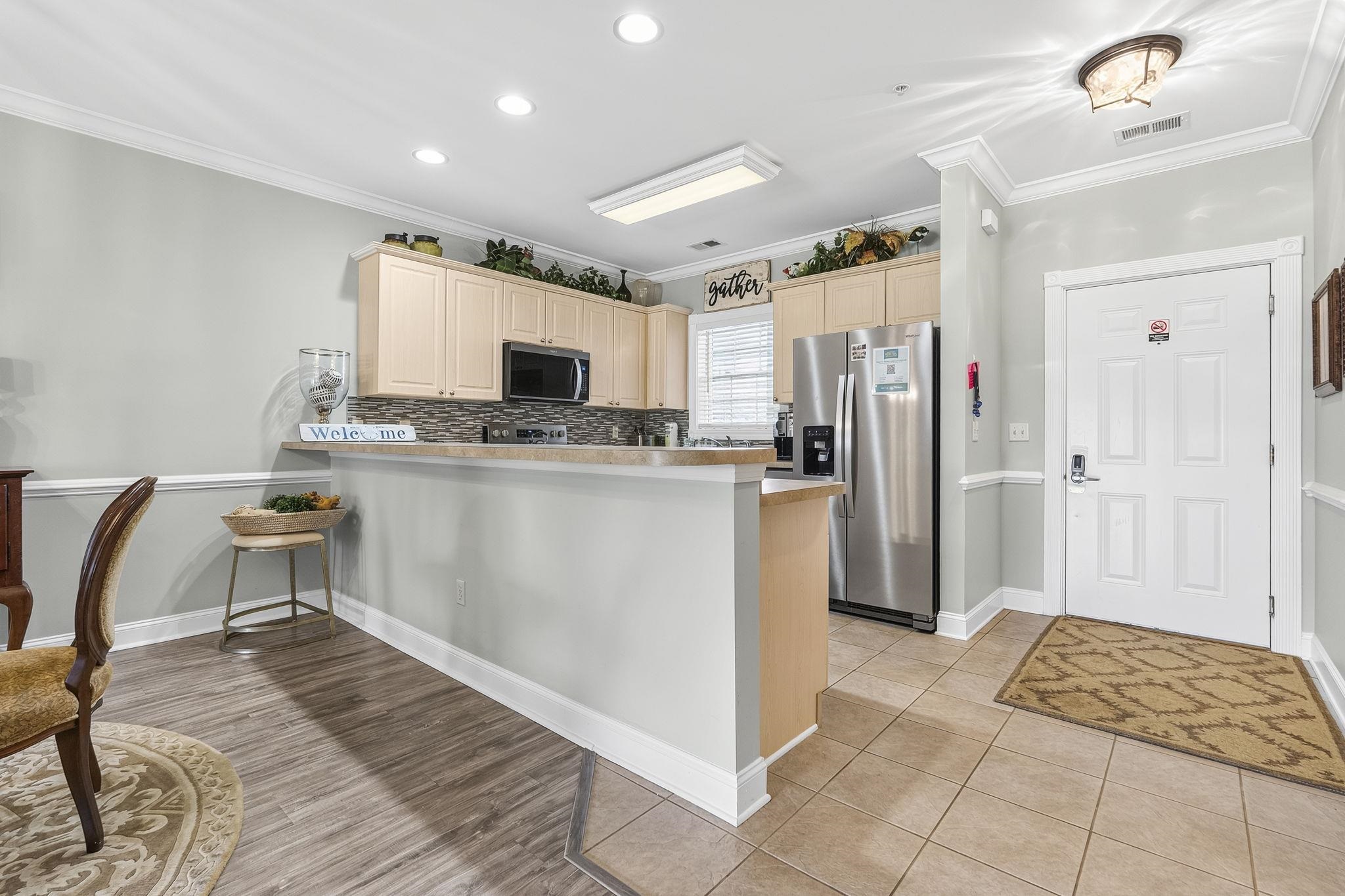4890 Luster Leaf Circle Property Photo 12