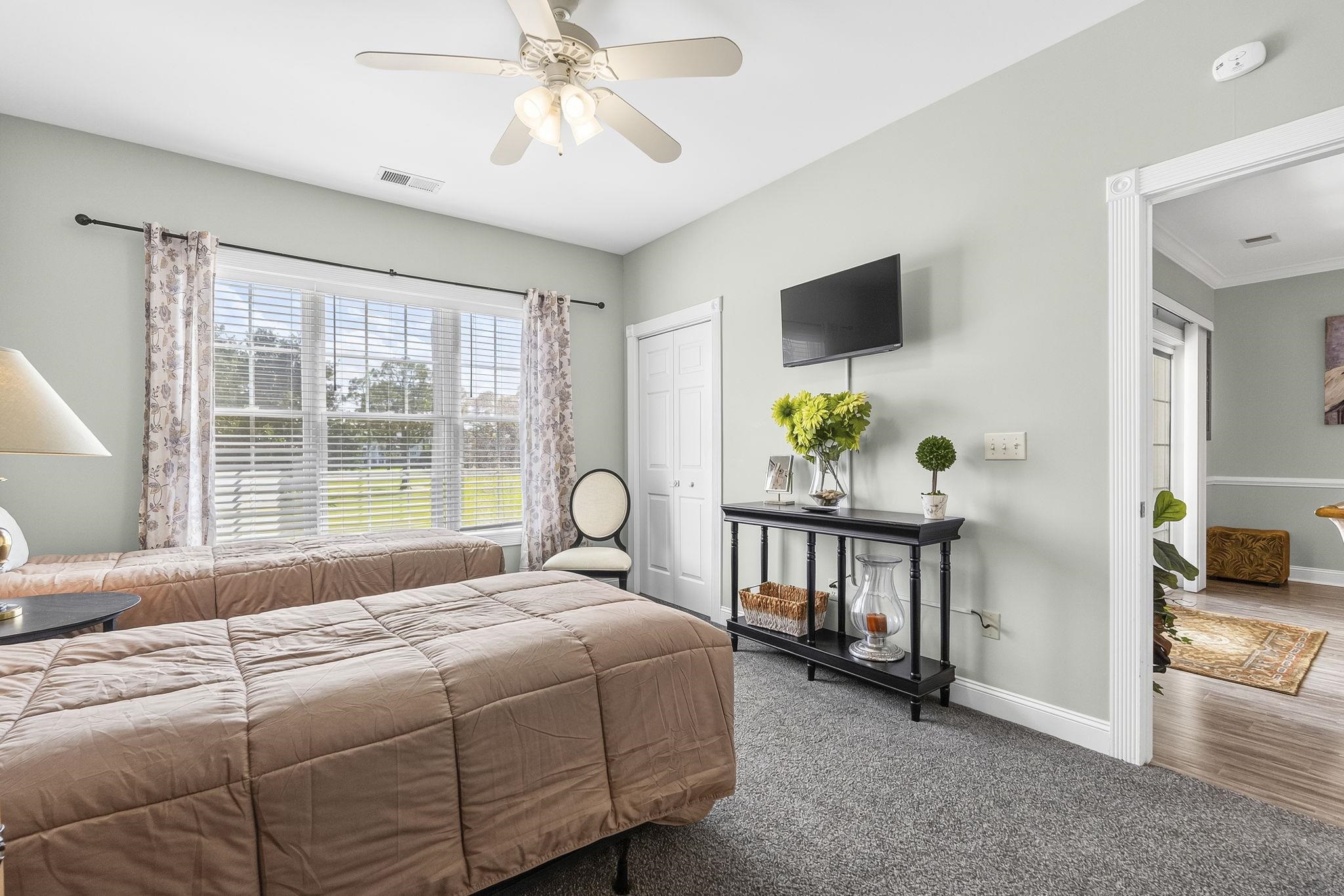 4890 Luster Leaf Circle Property Photo 20