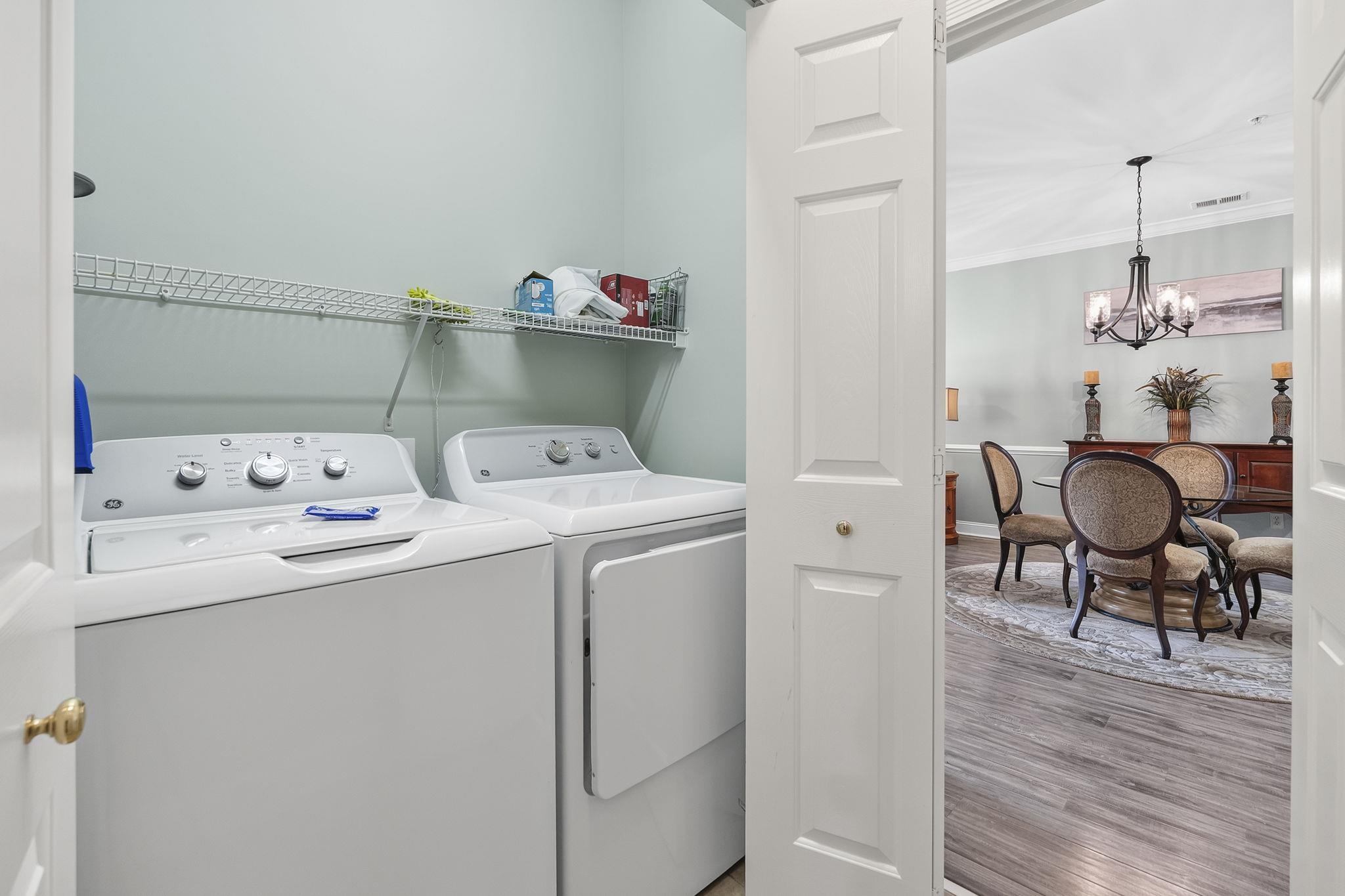 4890 Luster Leaf Circle Property Photo 32