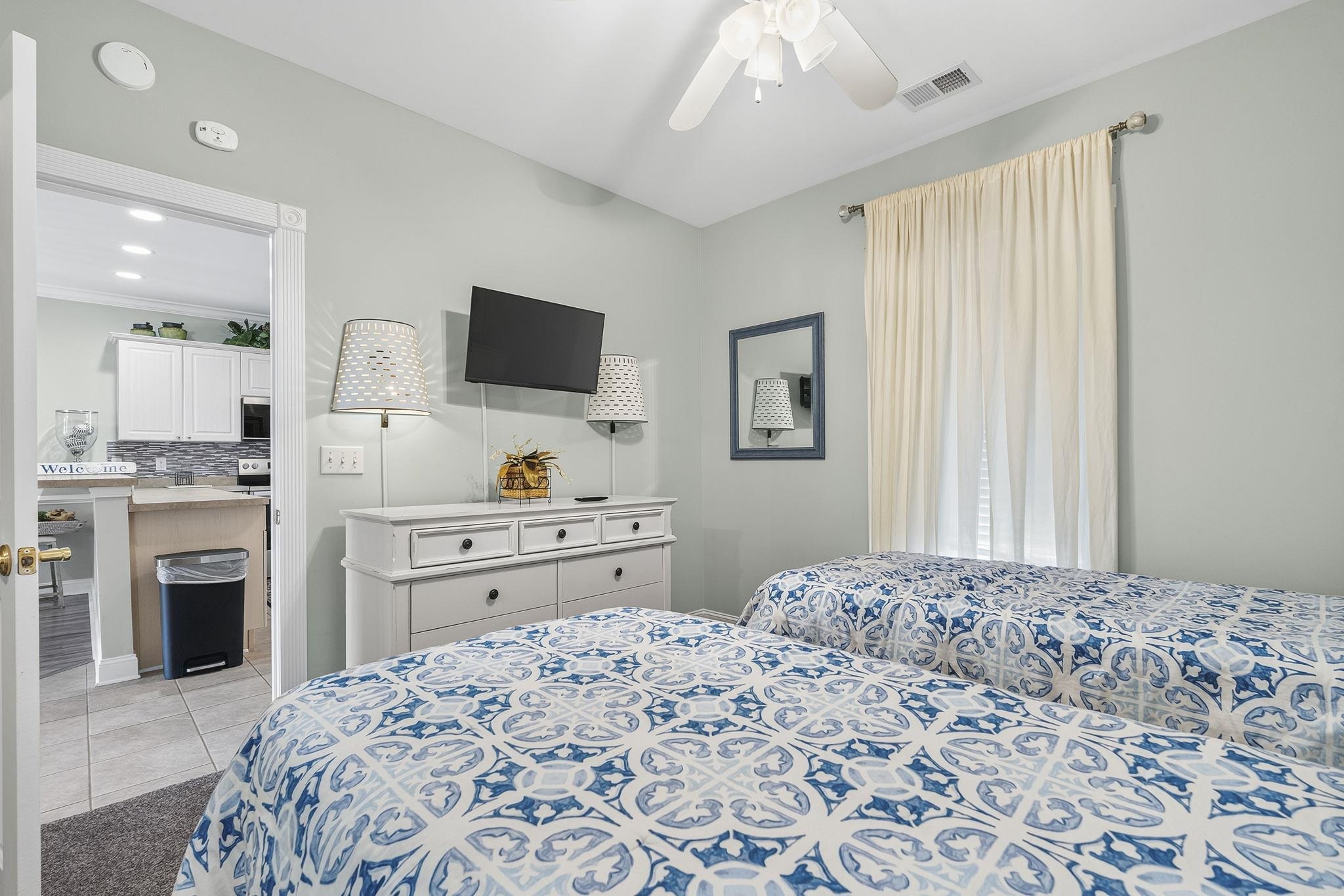 4890 Luster Leaf Circle Property Photo 33