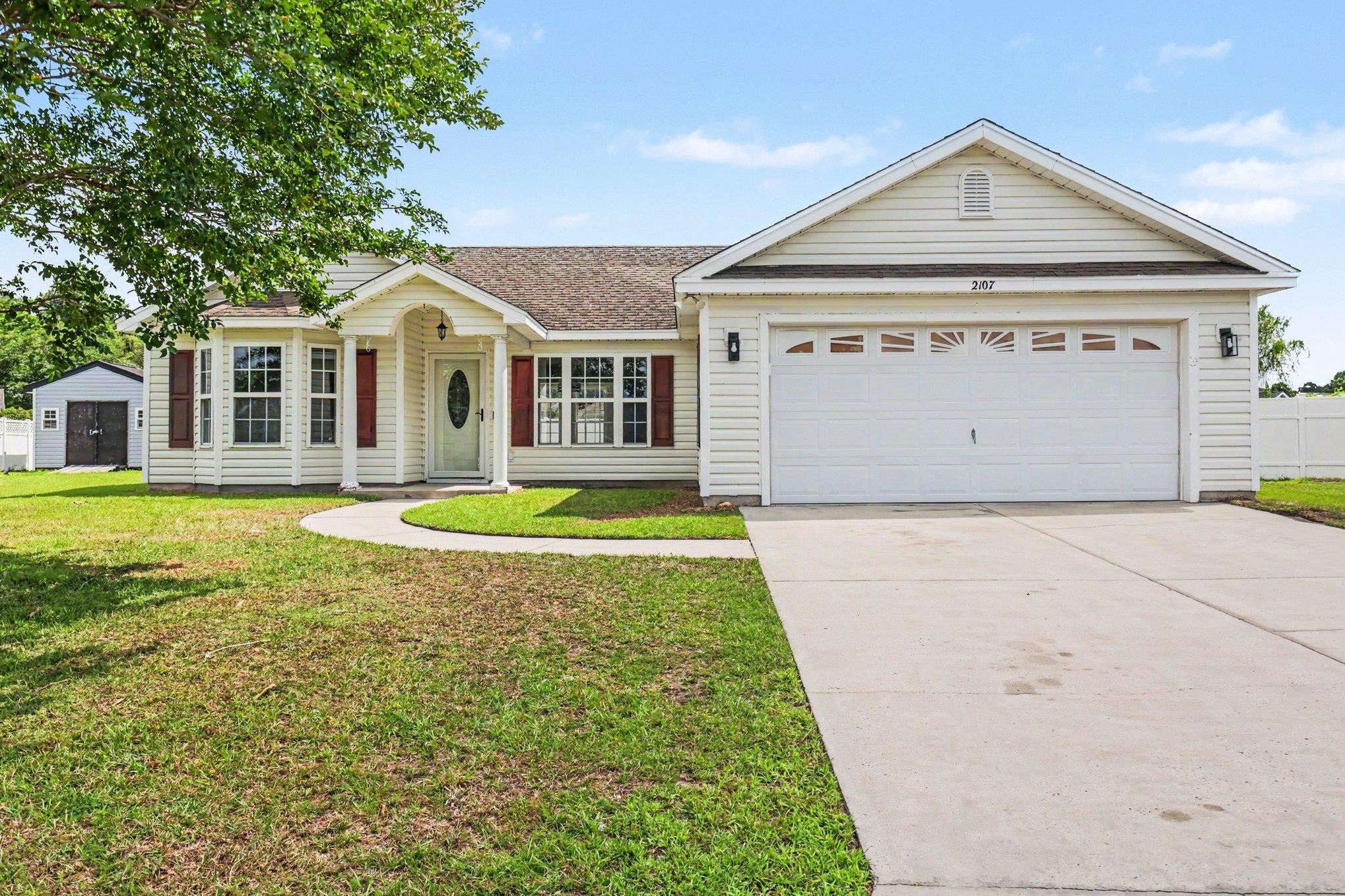 2107 Hawksmoor Dr. Property Photo 2