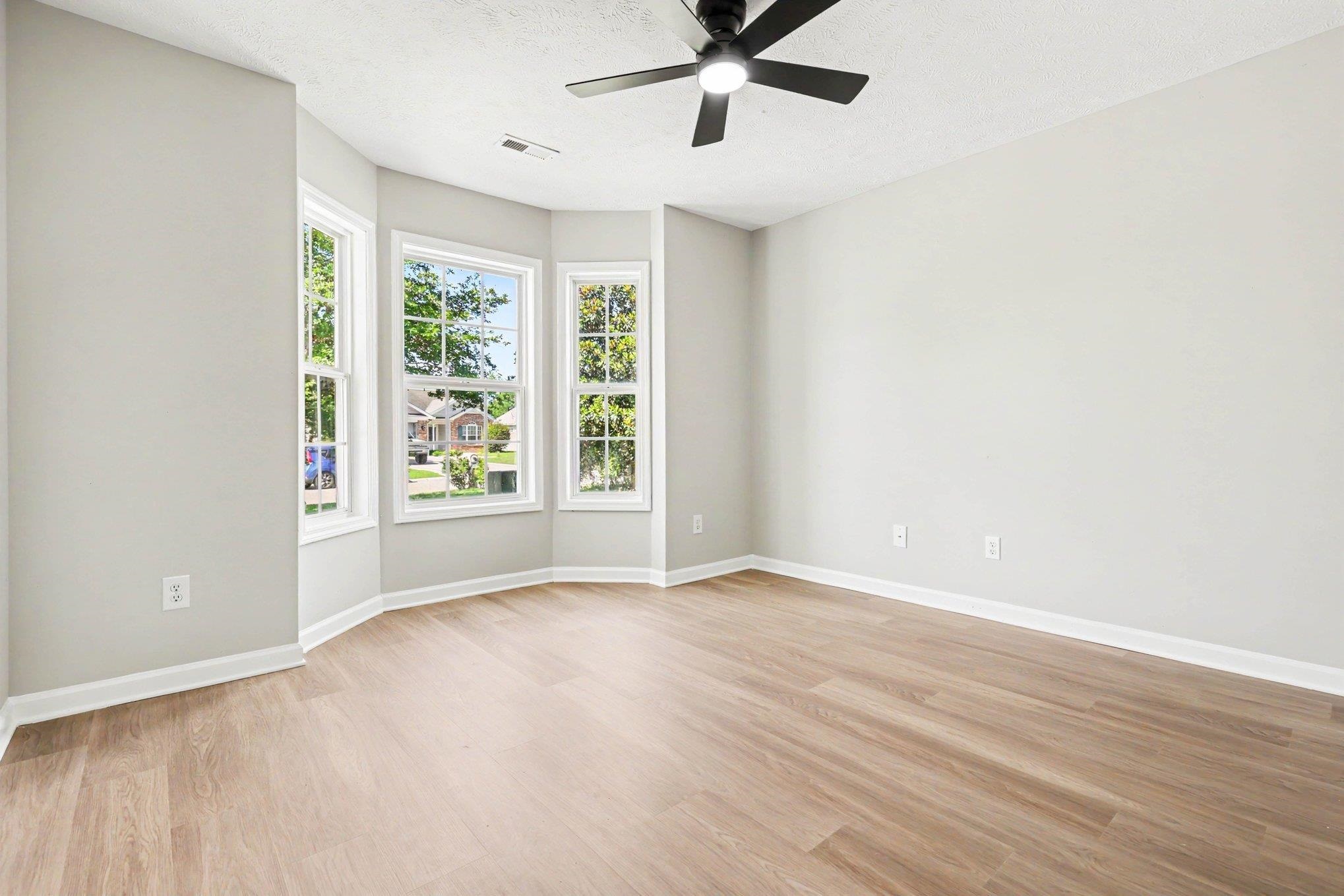 2107 Hawksmoor Dr. Property Photo 16
