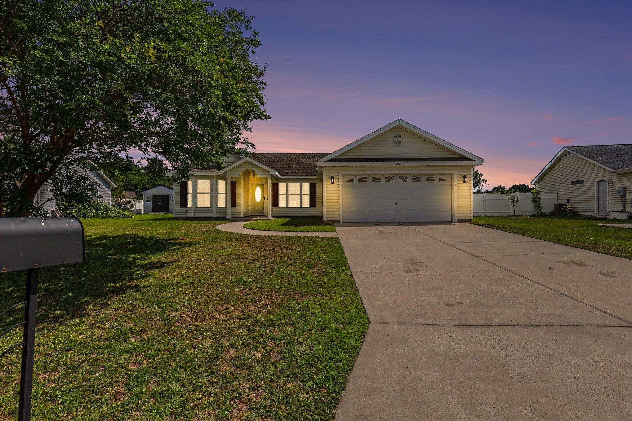 2107 Hawksmoor Dr. Property Photo 32