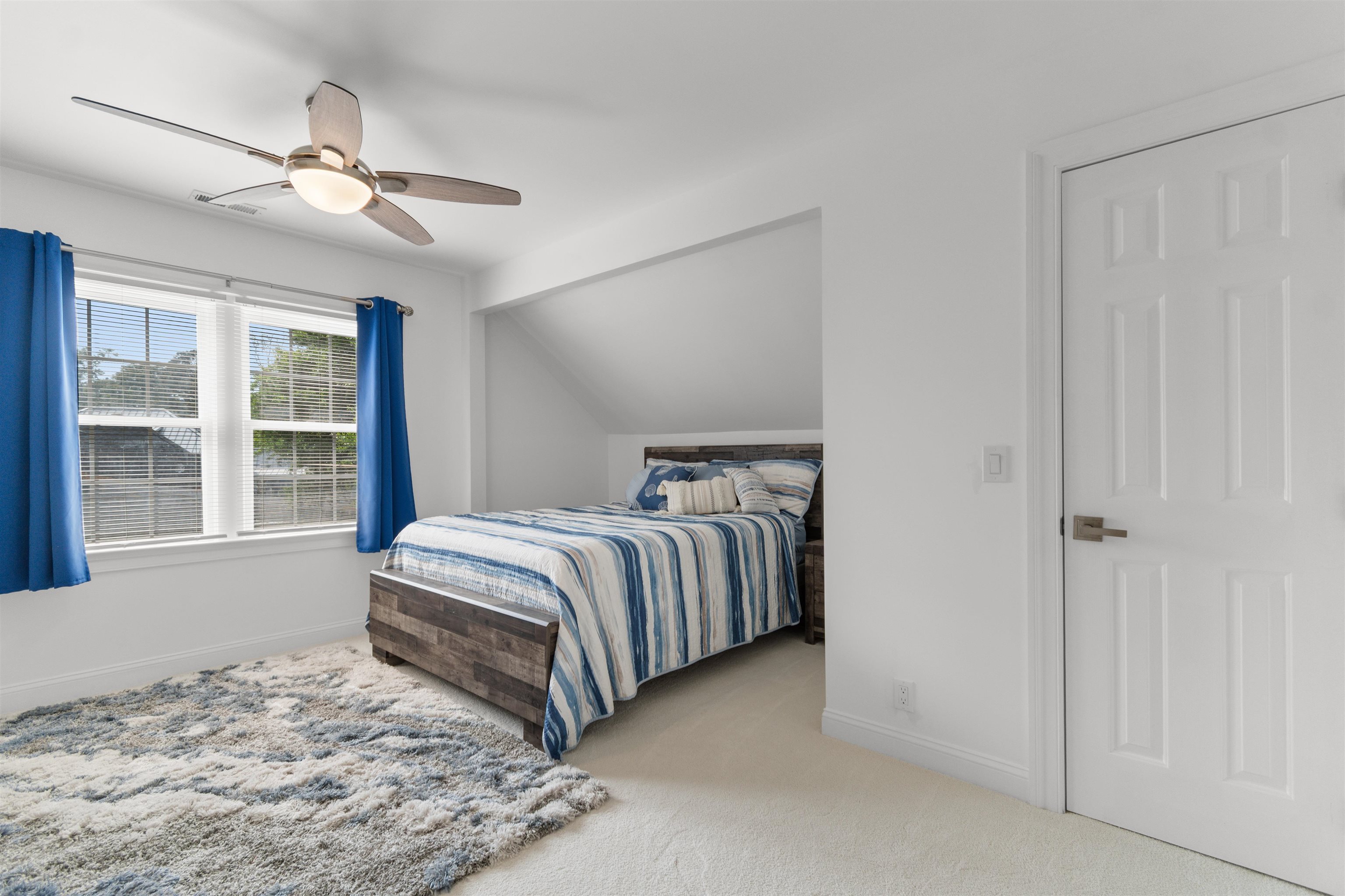 1308 Harbour Watch Sw Property Photo 27