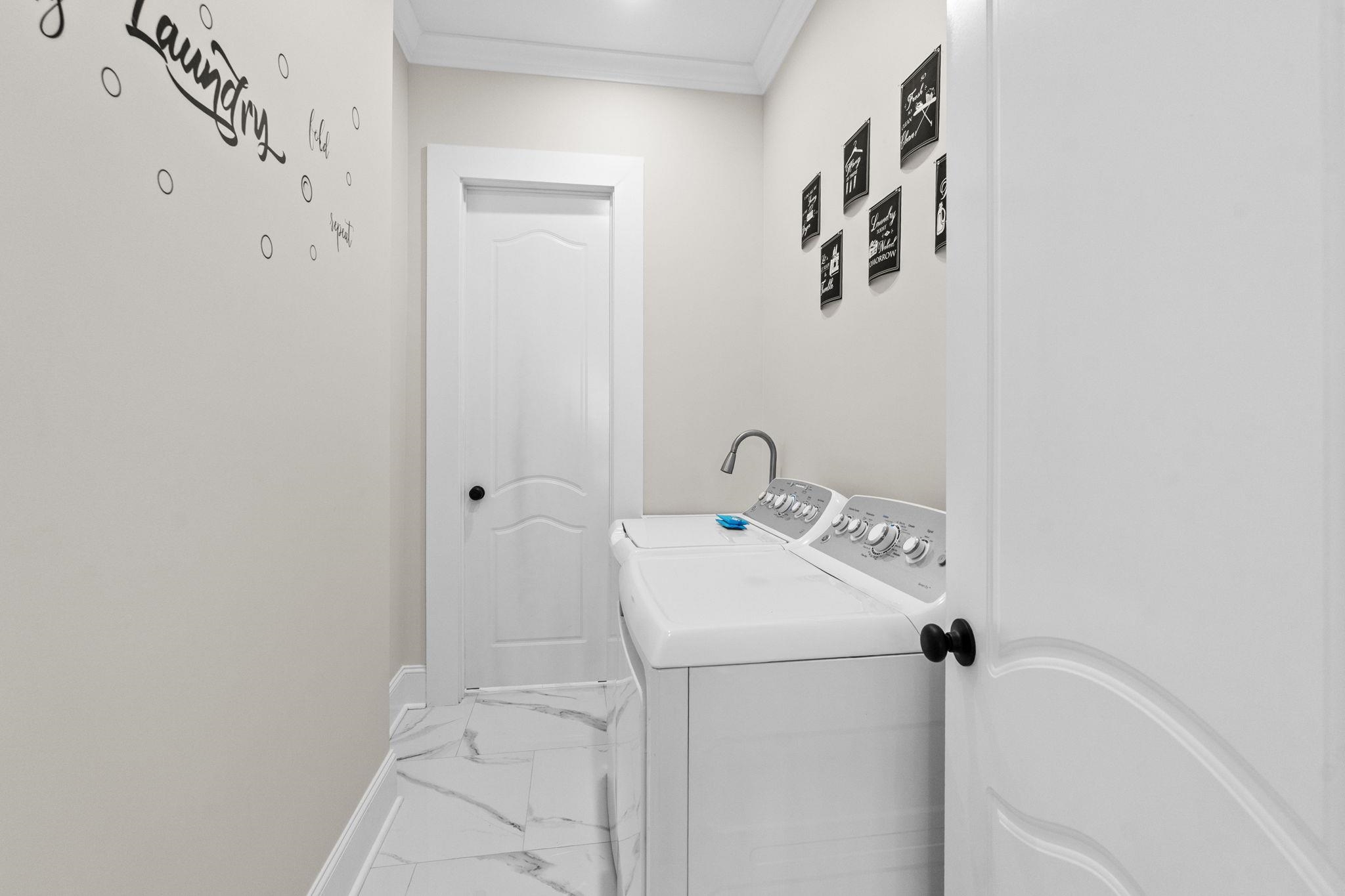 139 Pioneer Loop Property Photo 89