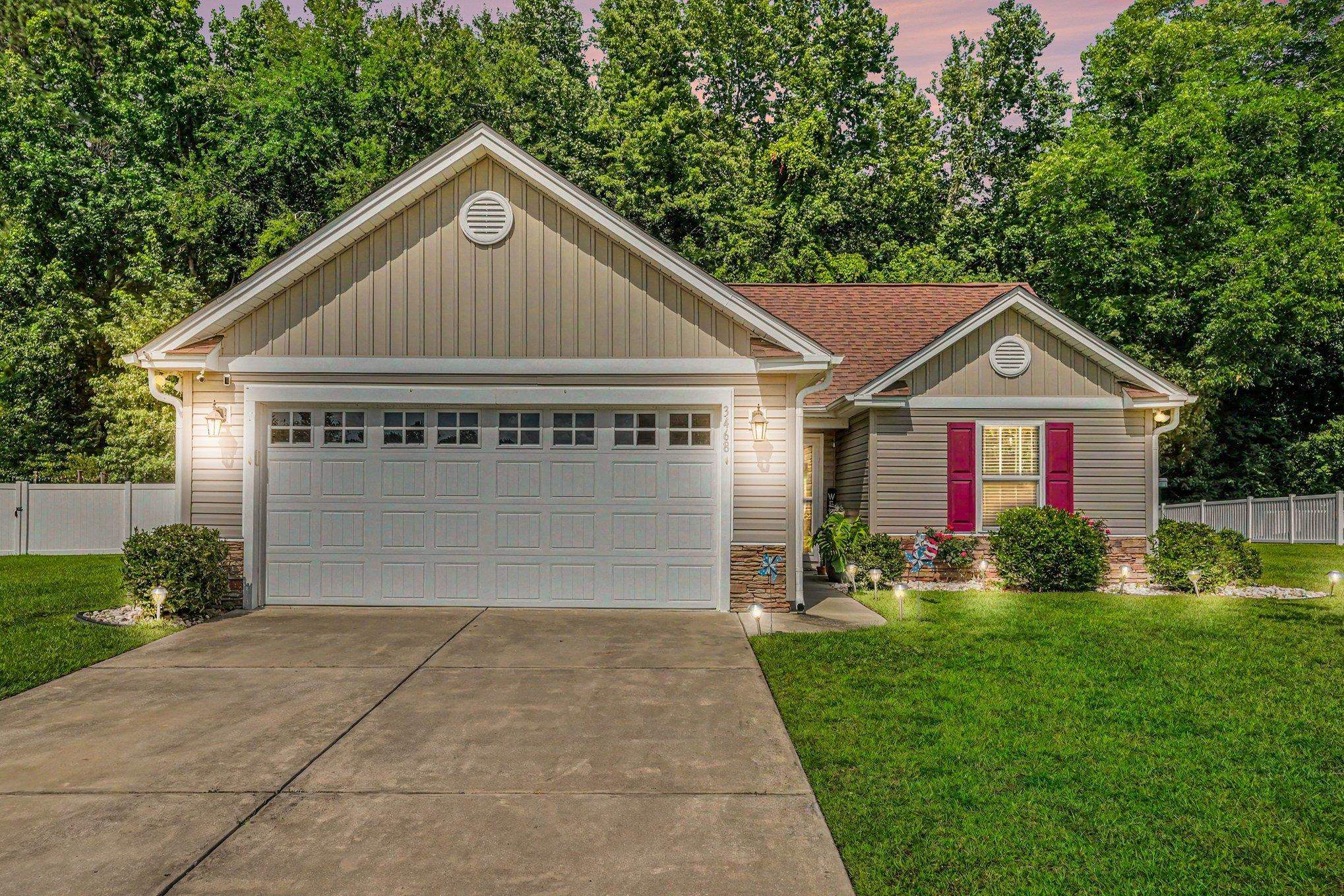 3468 Holly Loop Property Photo 1