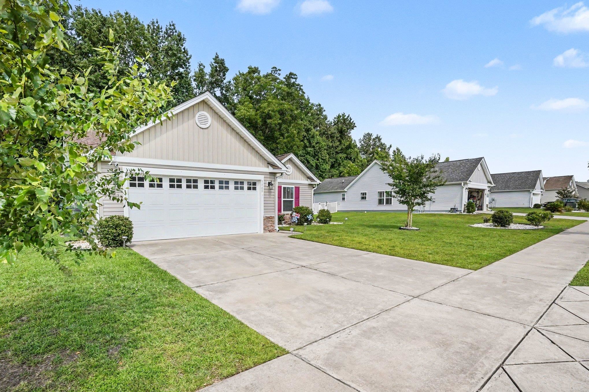 3468 Holly Loop Property Photo 3