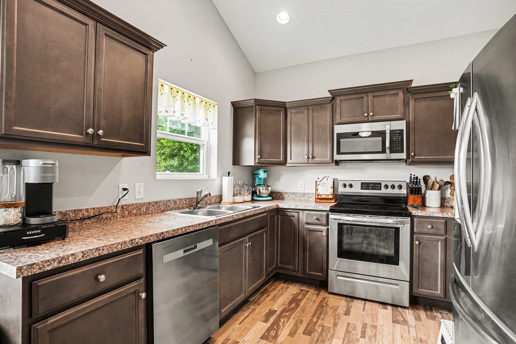3468 Holly Loop Property Photo 12