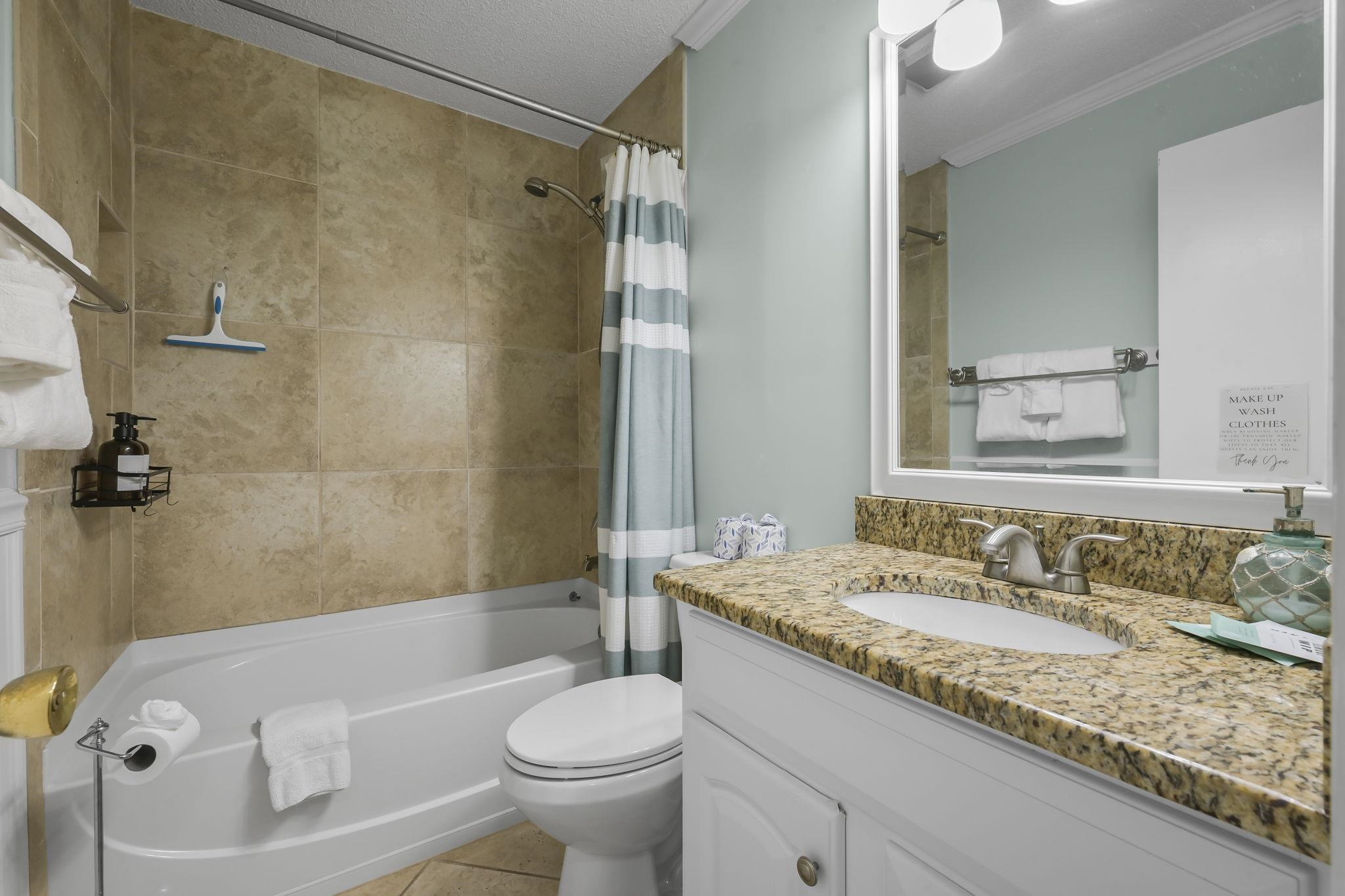 9520 Shore Dr. Property Photo 29