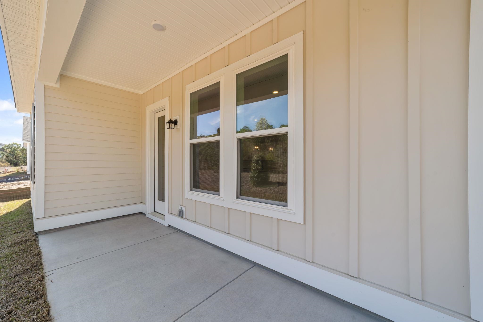 935 Triton Ave. Property Photo 5